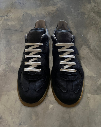 MAISON MARGIELA BLACK GAT 43