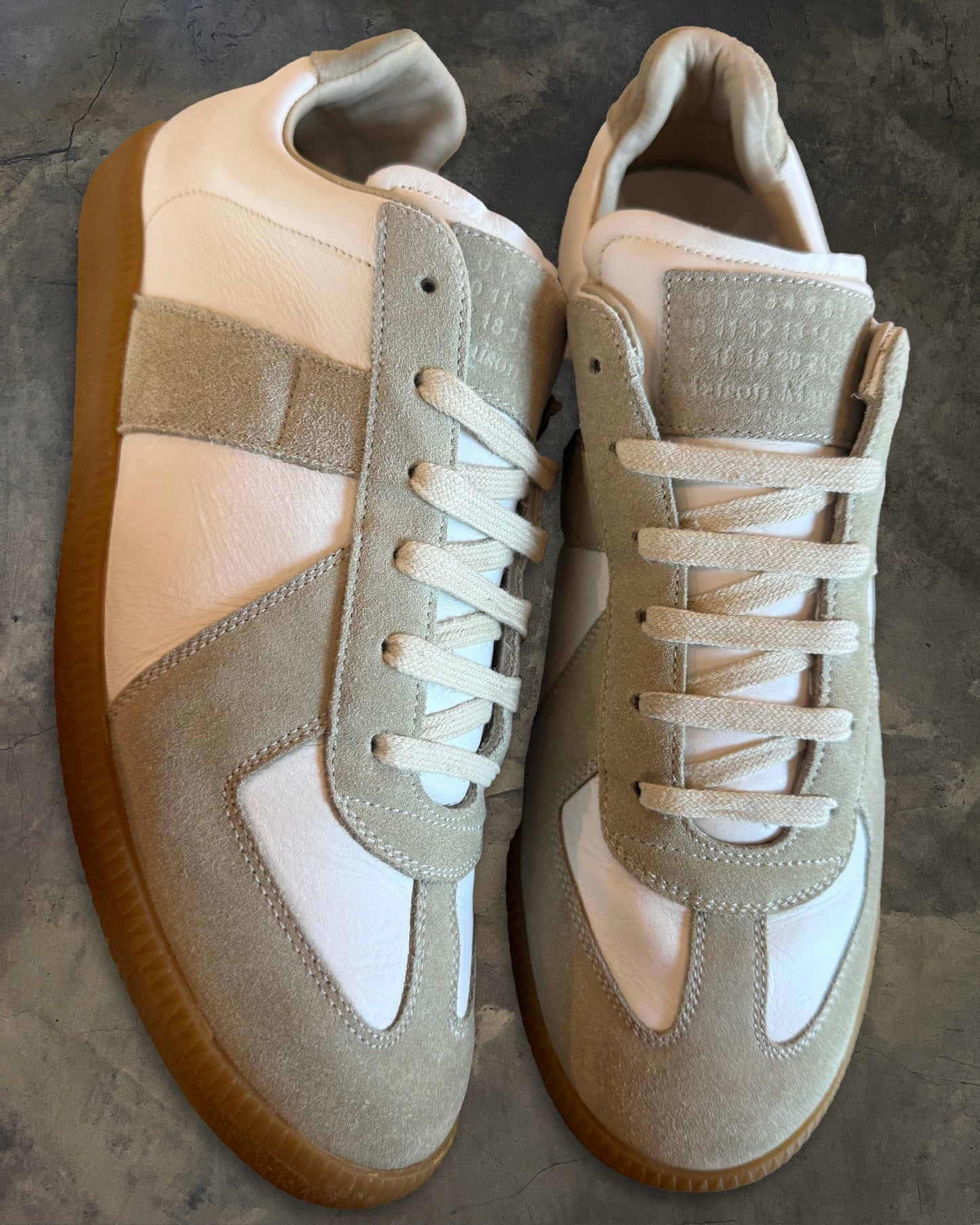 MAISON MARGIELA WHITE GAT 42