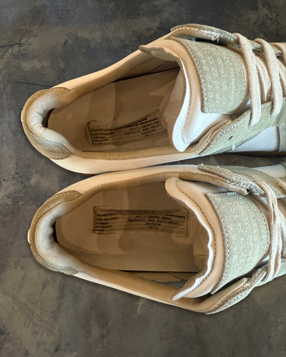 MAISON MARGIELA WHITE GAT 42