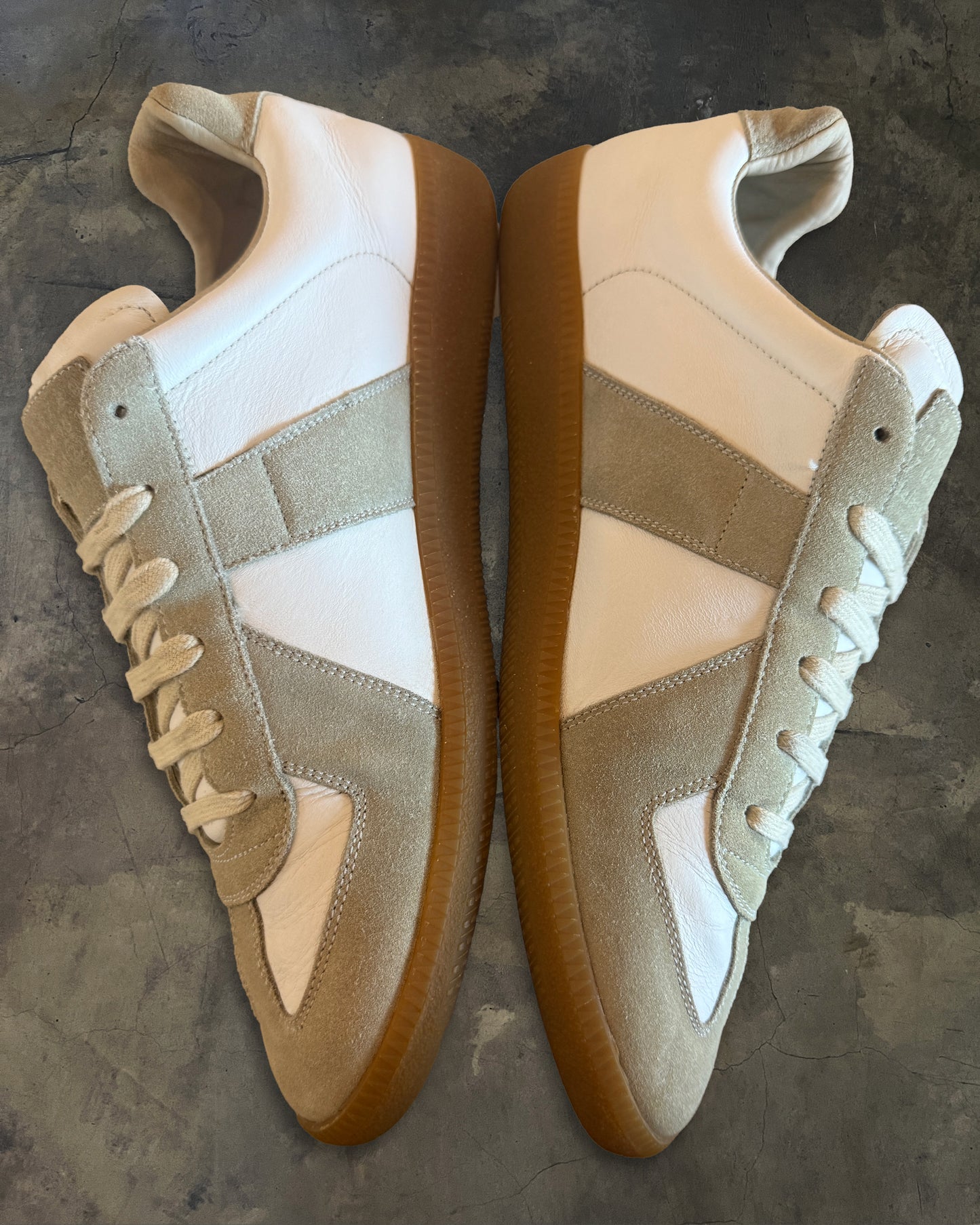 MAISON MARGIELA WHITE GAT 42