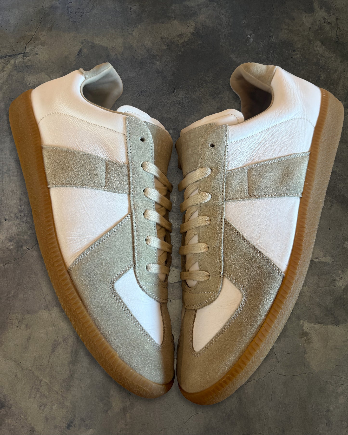 MAISON MARGIELA WHITE GAT 42