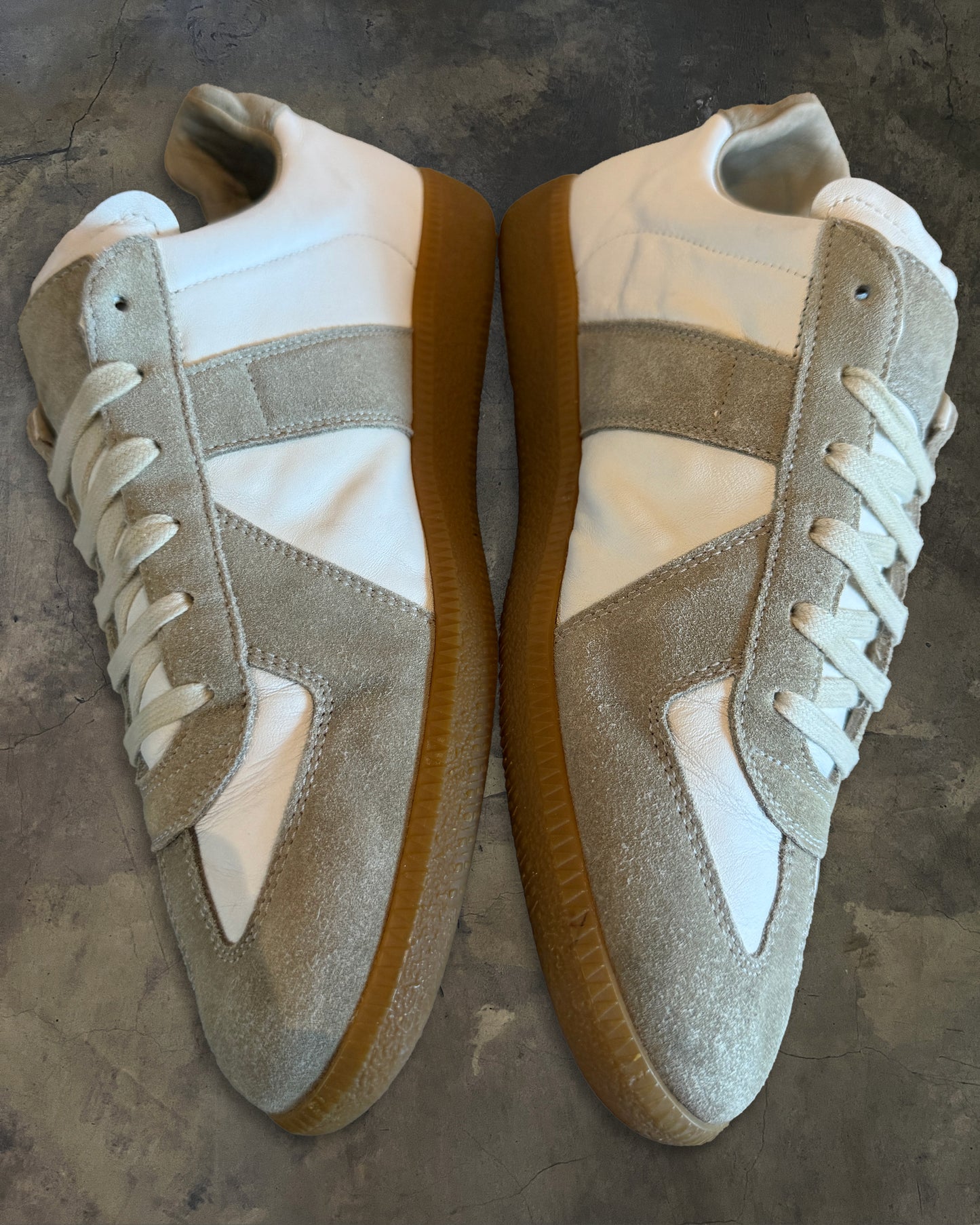 MAISON MARGIELA WHITE GAT 42