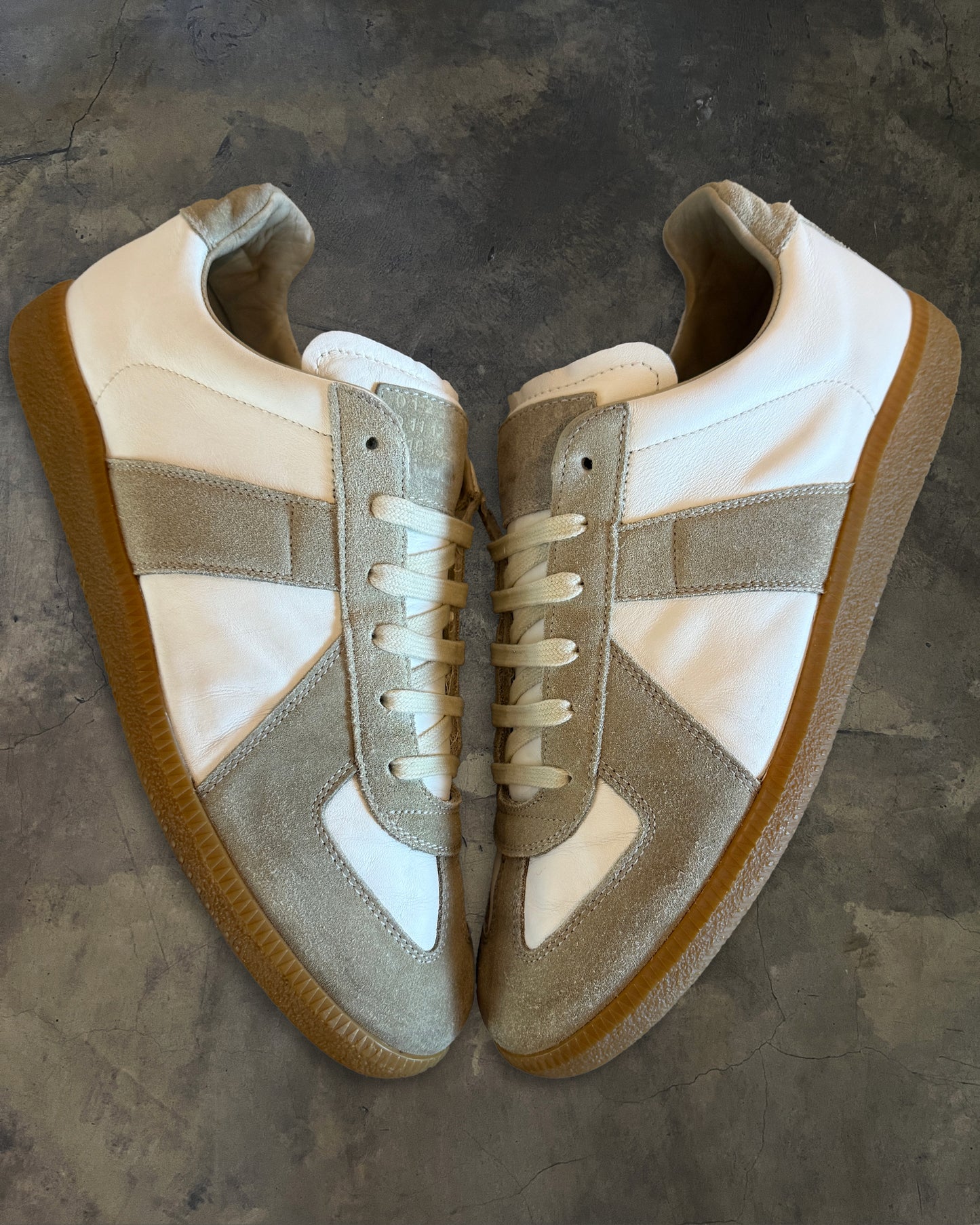 MAISON MARGIELA WHITE GAT 42