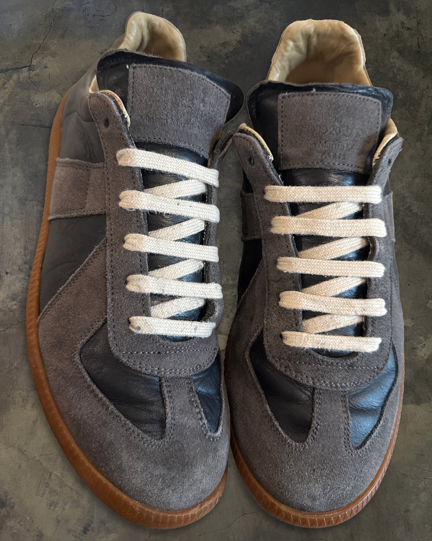 MAISON MARGIELA BLACK GATS