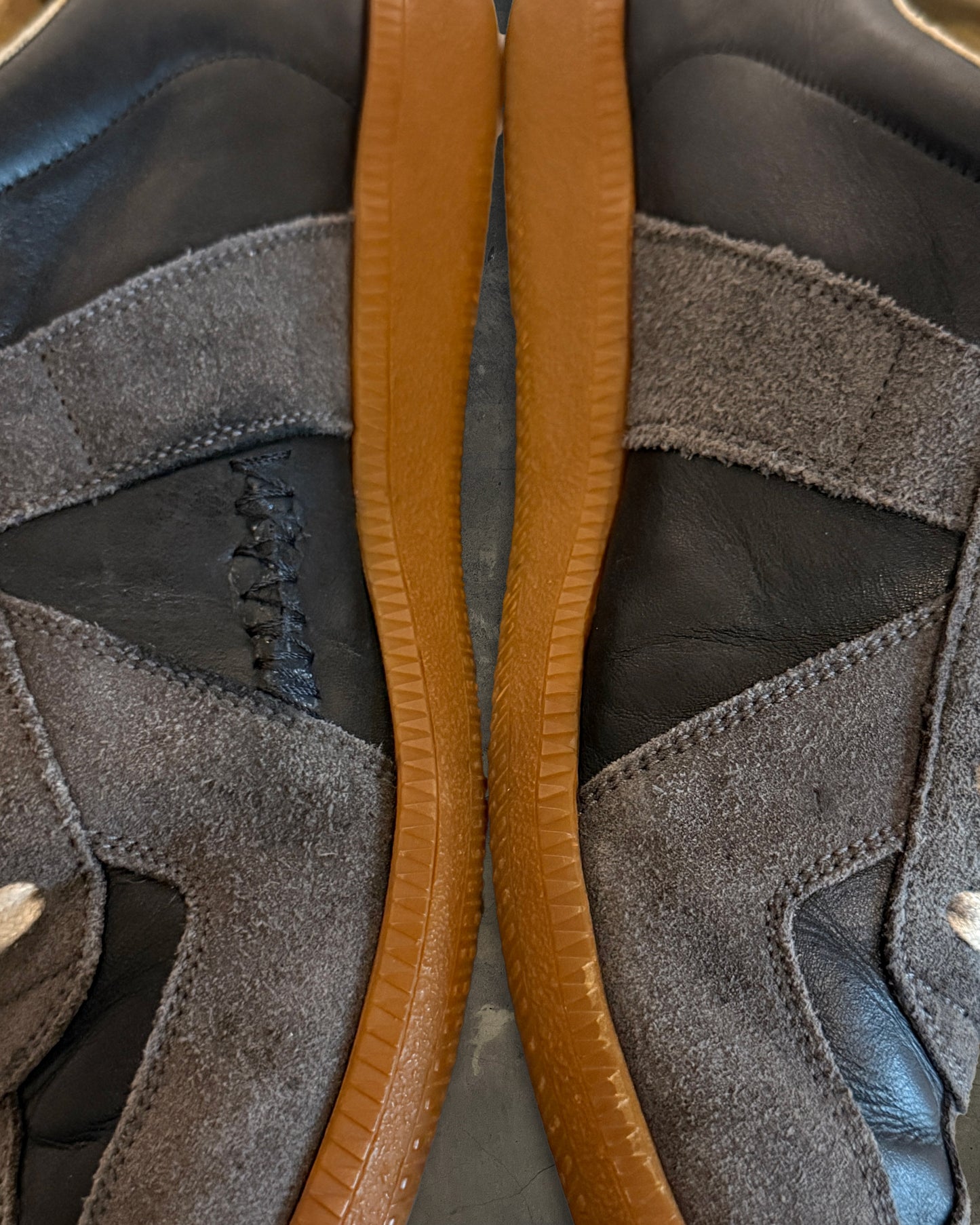 MAISON MARGIELA BLACK GATS