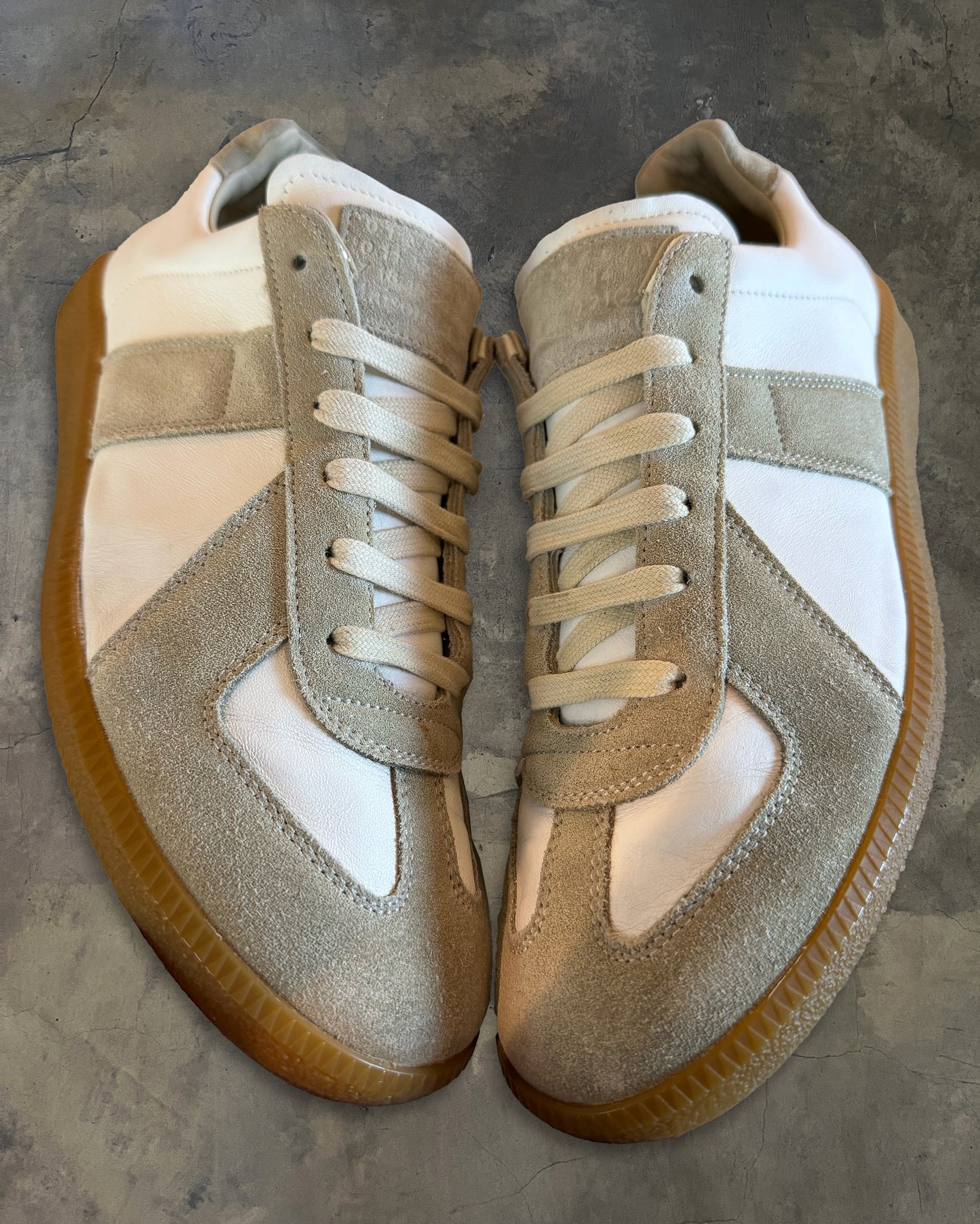 MAISON MARGIELA WHITE GAT 42