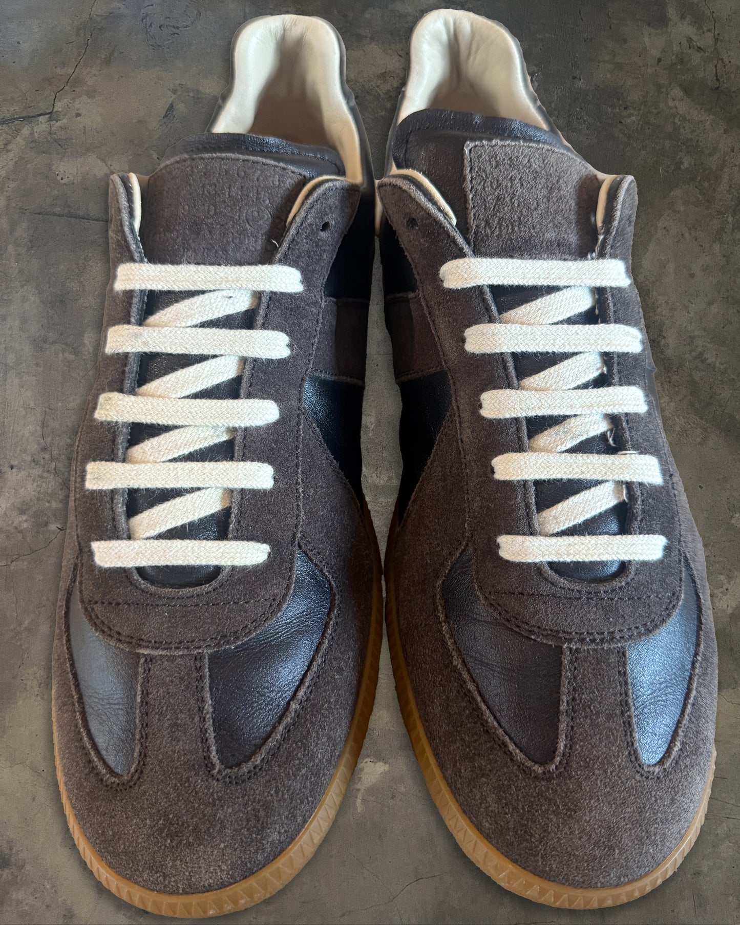 MAISON MARGIELA BLACK GAT 42