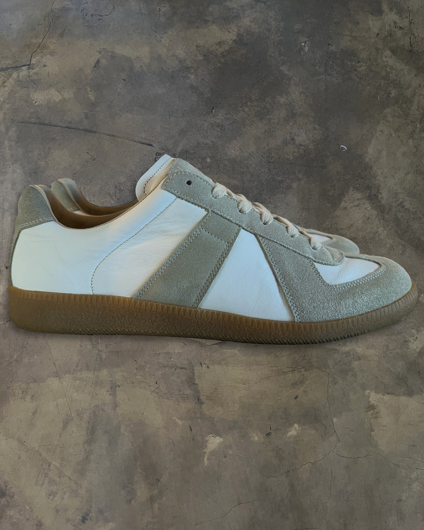 MAISON MARGIELA WHITE GAT 42.5