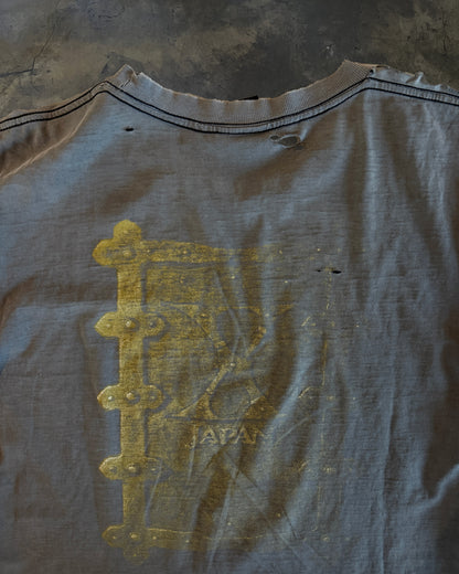 1990s FADED & DISTRESSED HIDE TEE