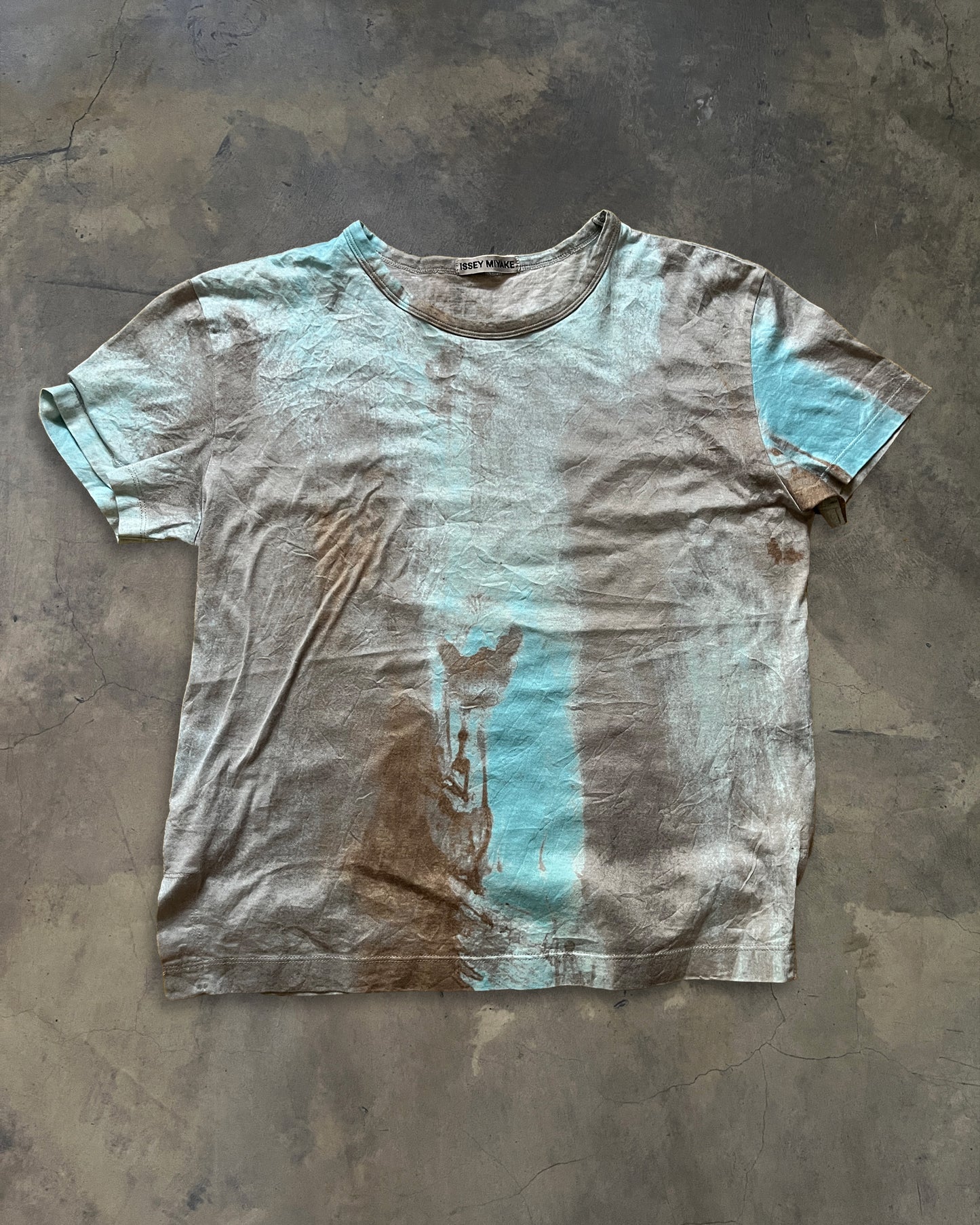 ISSEY MIYAKE PRINTED ABSTRACT TEE