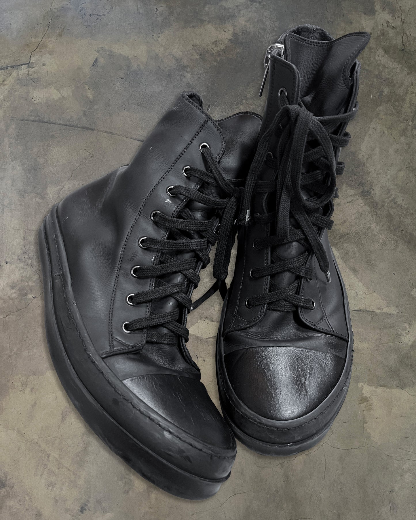 RICK OWENS TRIPLE BLACK RAMONES