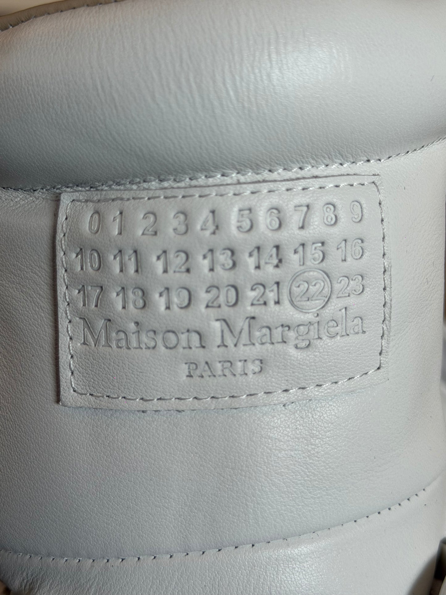 MAISON MARGIELA SS2025 WHITE FUTURES