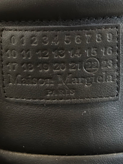 MAISON MARGIELA SS2025 BLACK FUTURES