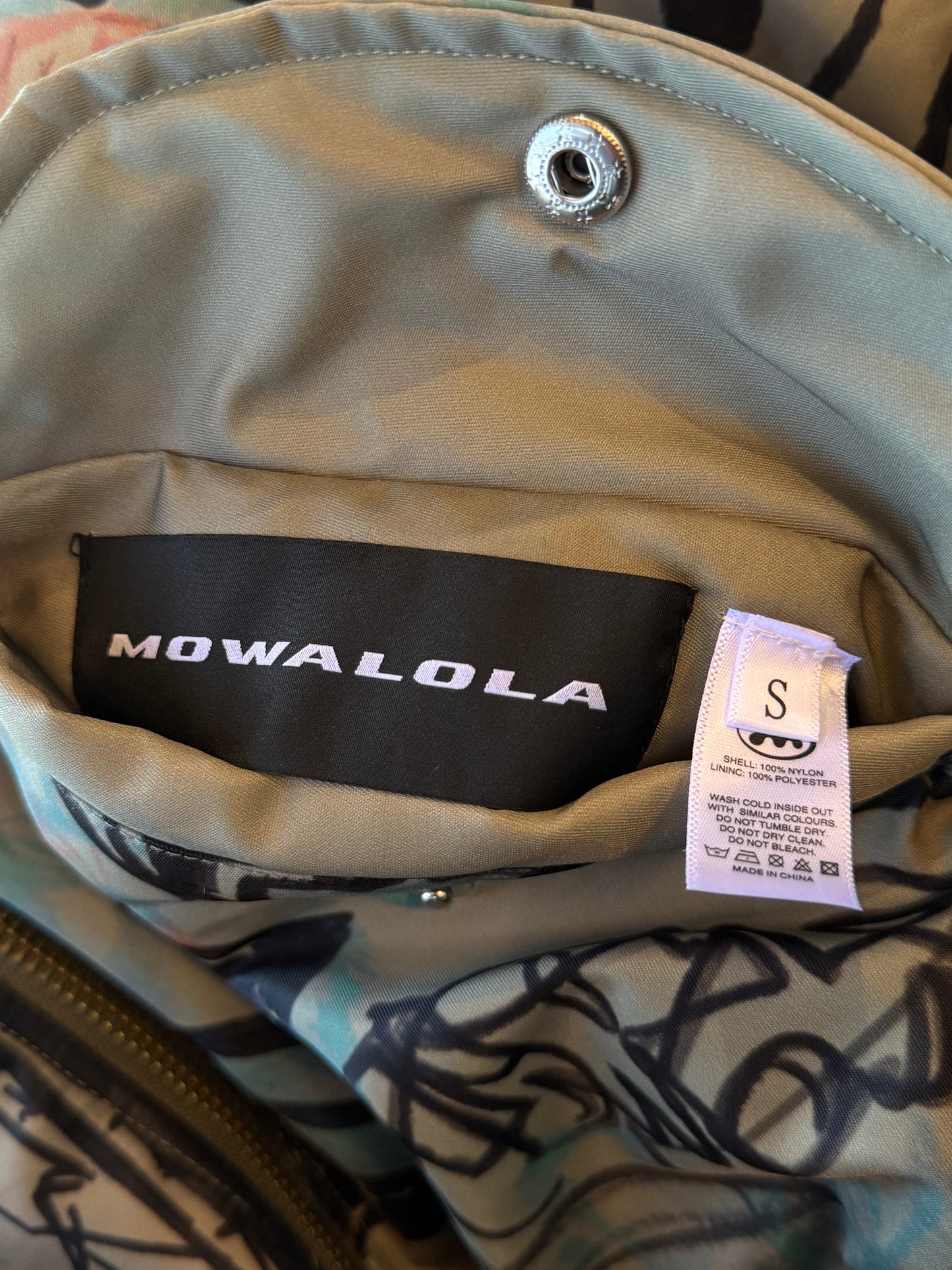 MOWALOLA GRAFFITI REVERSIBLE BOMBER S
