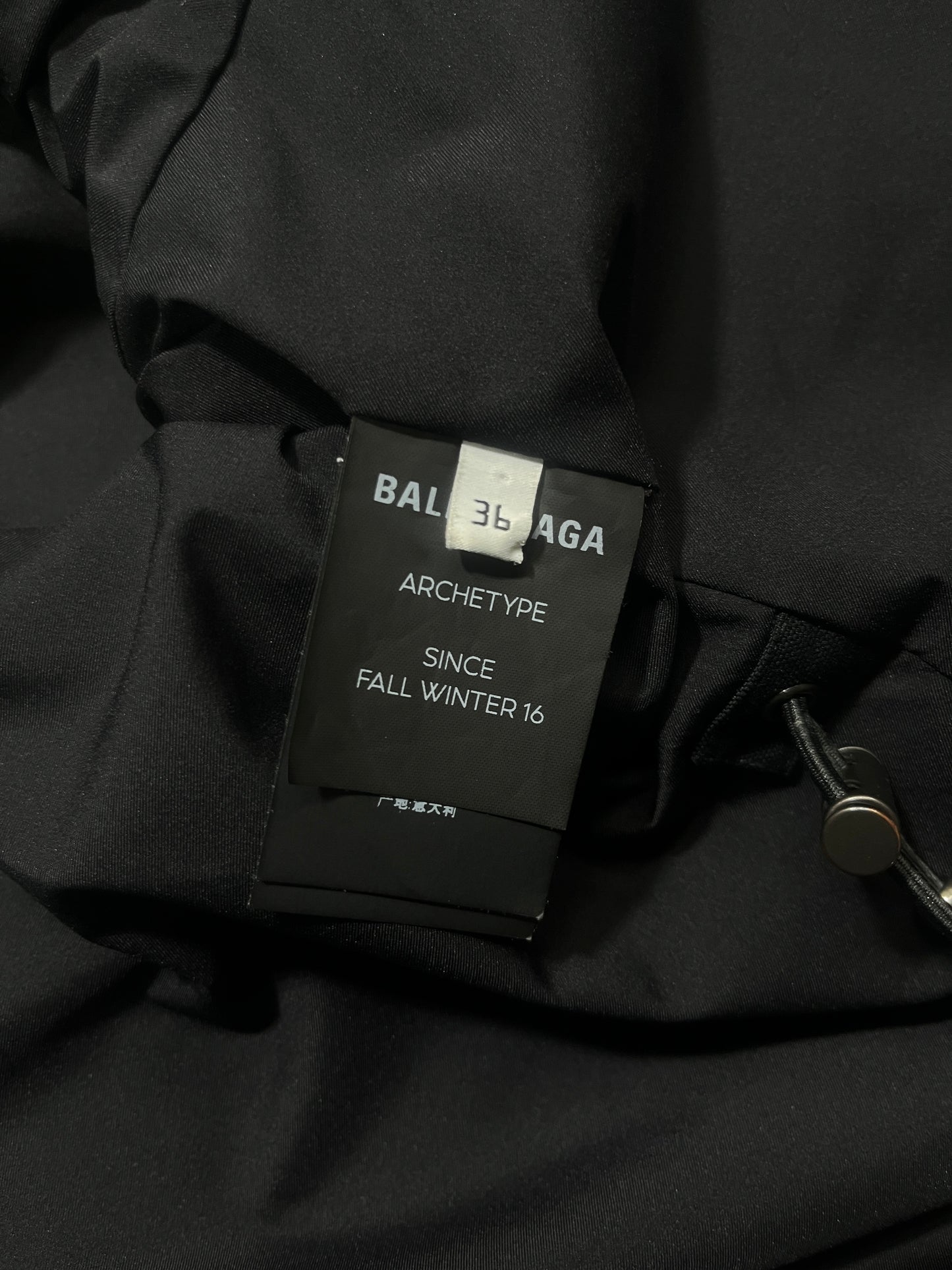 BALENCIAGA FW2016 SWING PARKA