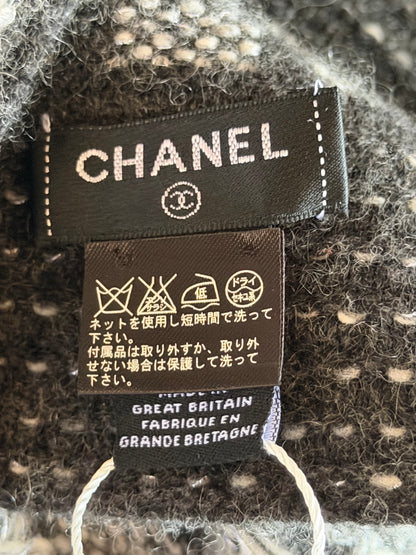 CHANEL 2016 CASHMERE CC BEANIE