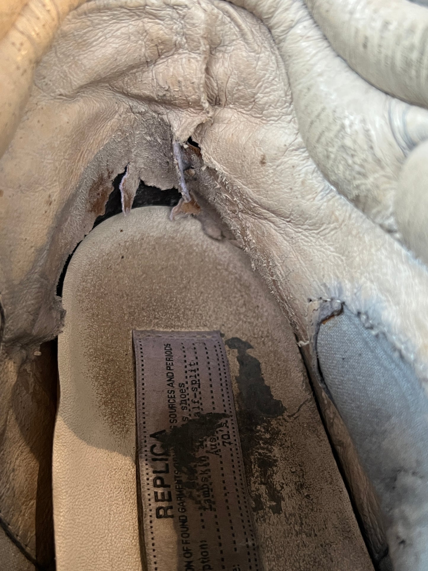 MAISON MARGIELA VELCRO HIGH TOP GAT 42