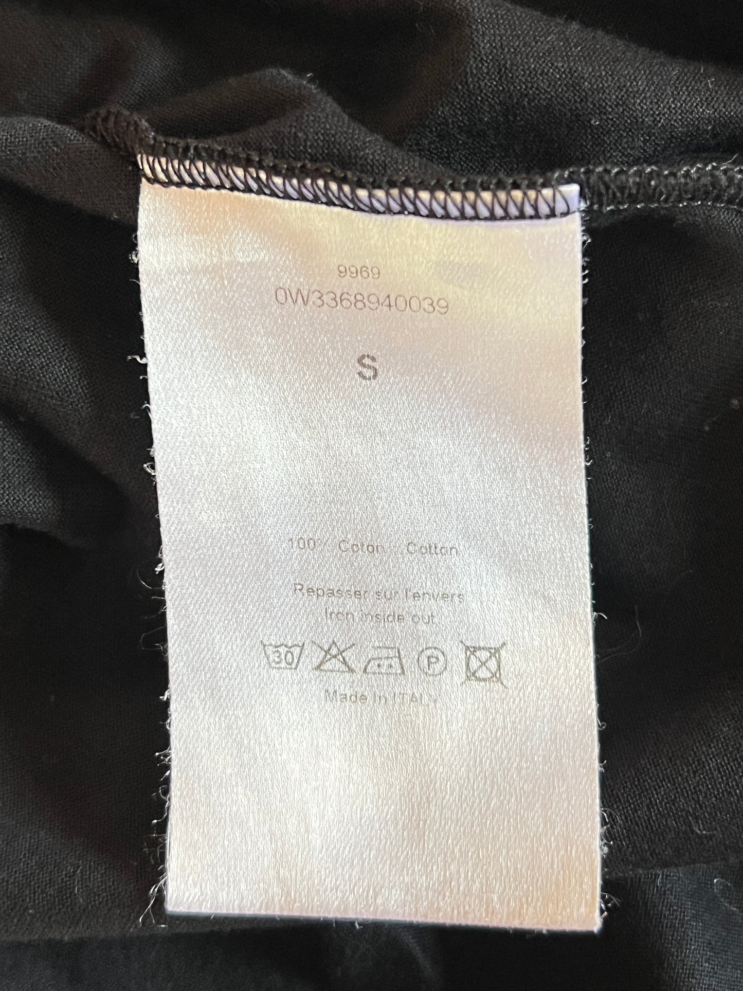 DIOR HOMME EXTENSION OF THE INTERIOR SPACE TEE