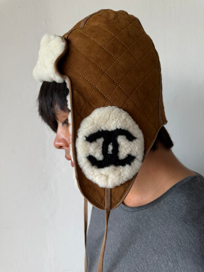 CHANEL 2023 QUILTED SUEDE SHEARLING TRAPPER HAT