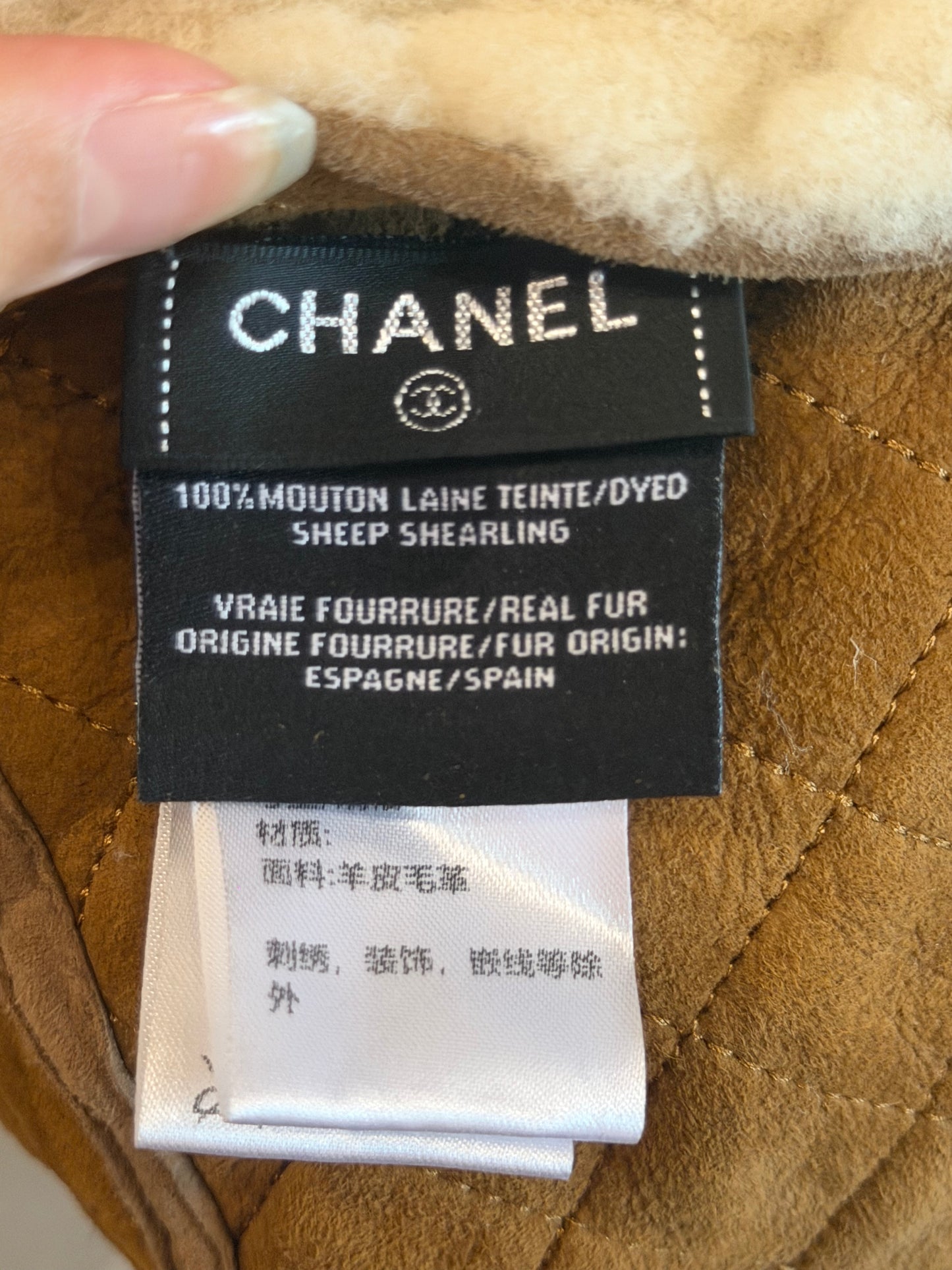 CHANEL 2023 QUILTED SUEDE SHEARLING TRAPPER HAT