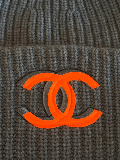 CHANEL WOOL CASHMERE CC LOGO BEANIE