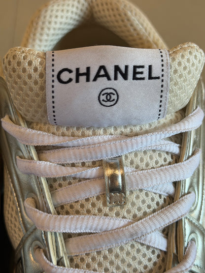 CHANEL CC LOGO METALLIC SNEAKERS