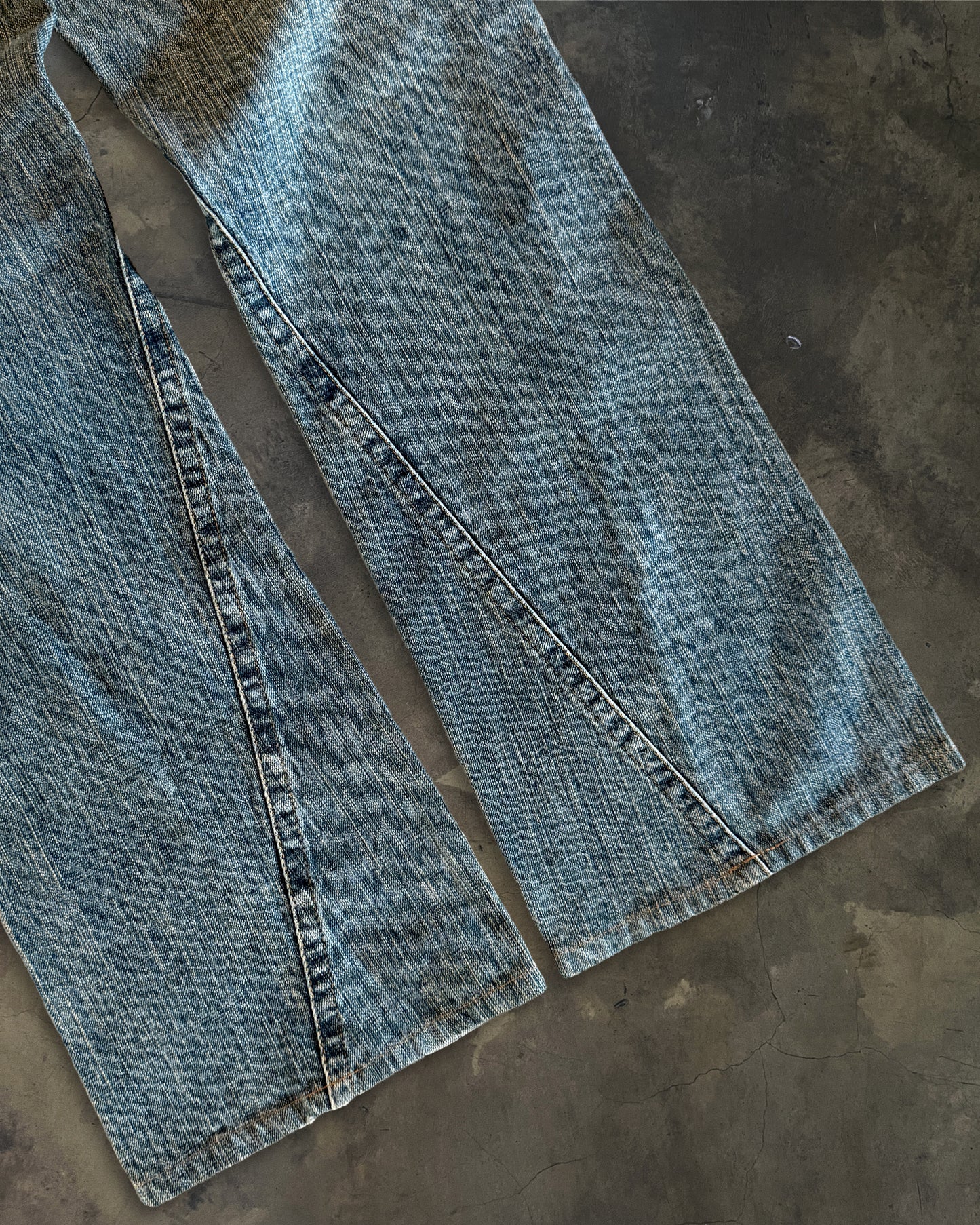 TORNADO MART SNAKE TRIM FLARED DENIM