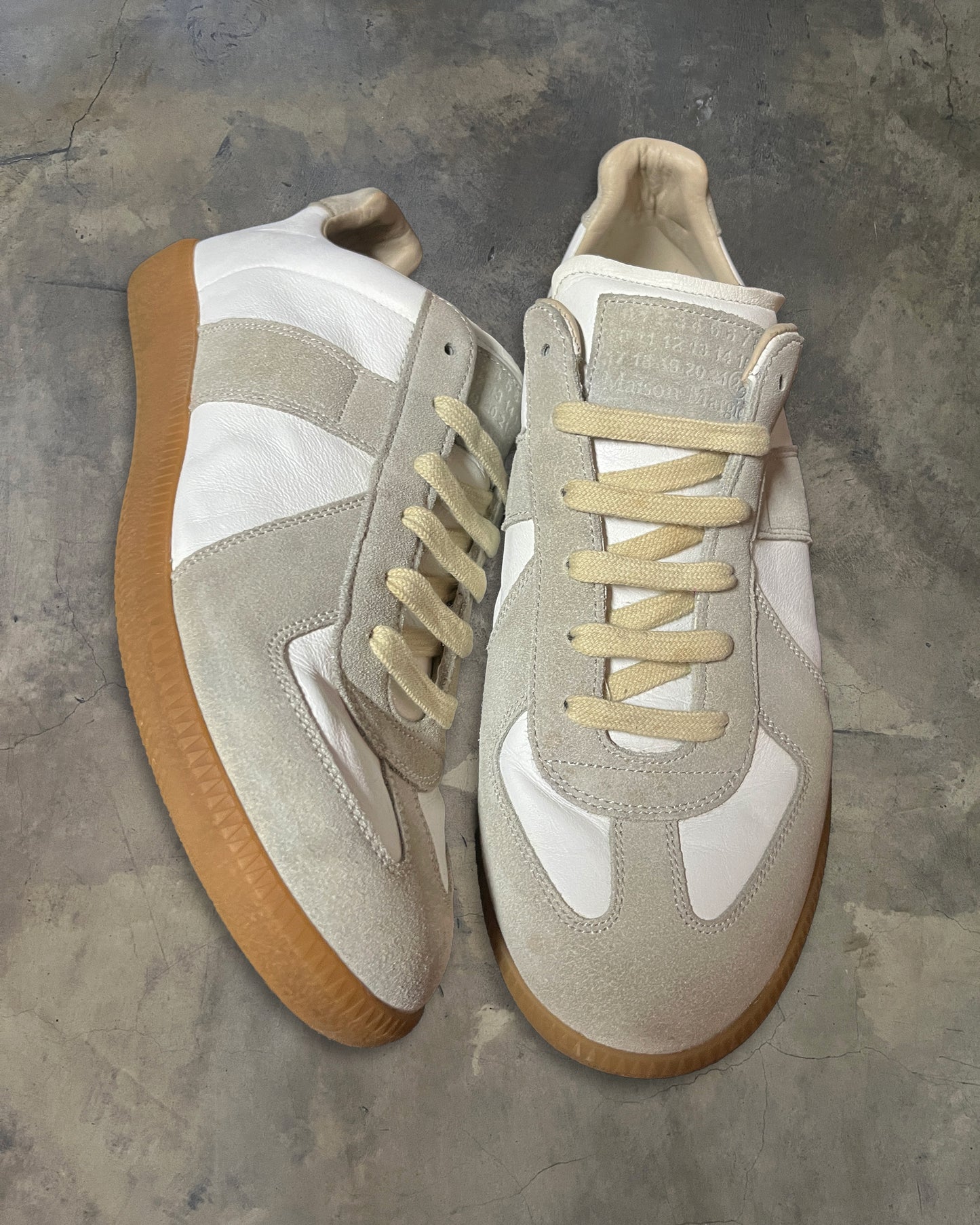 MAISON MARGIELA WHITE GAT 42