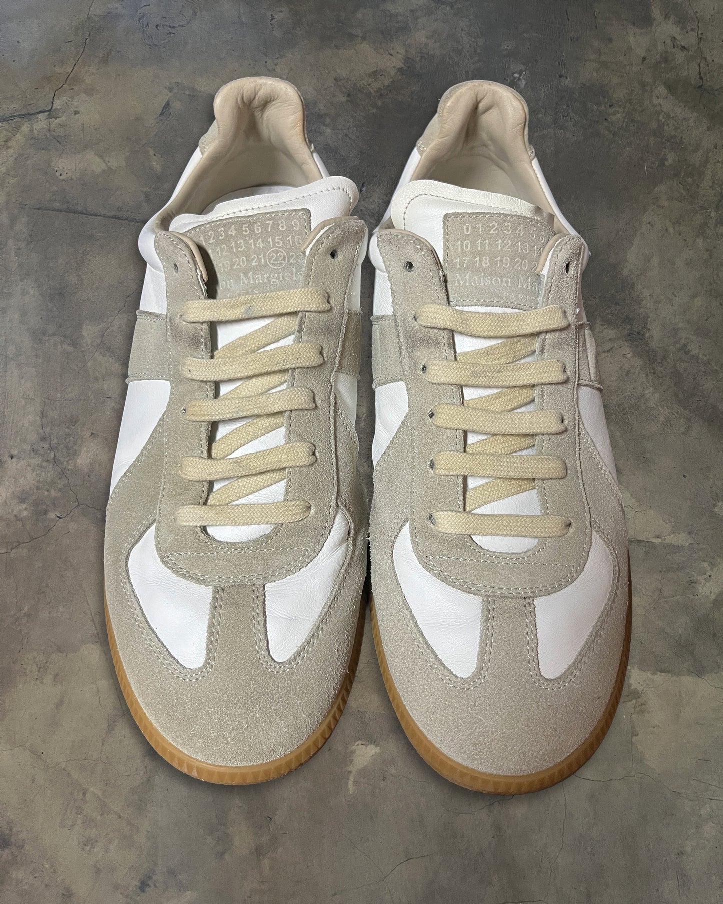 MAISON MARGIELA WHITE GAT 42