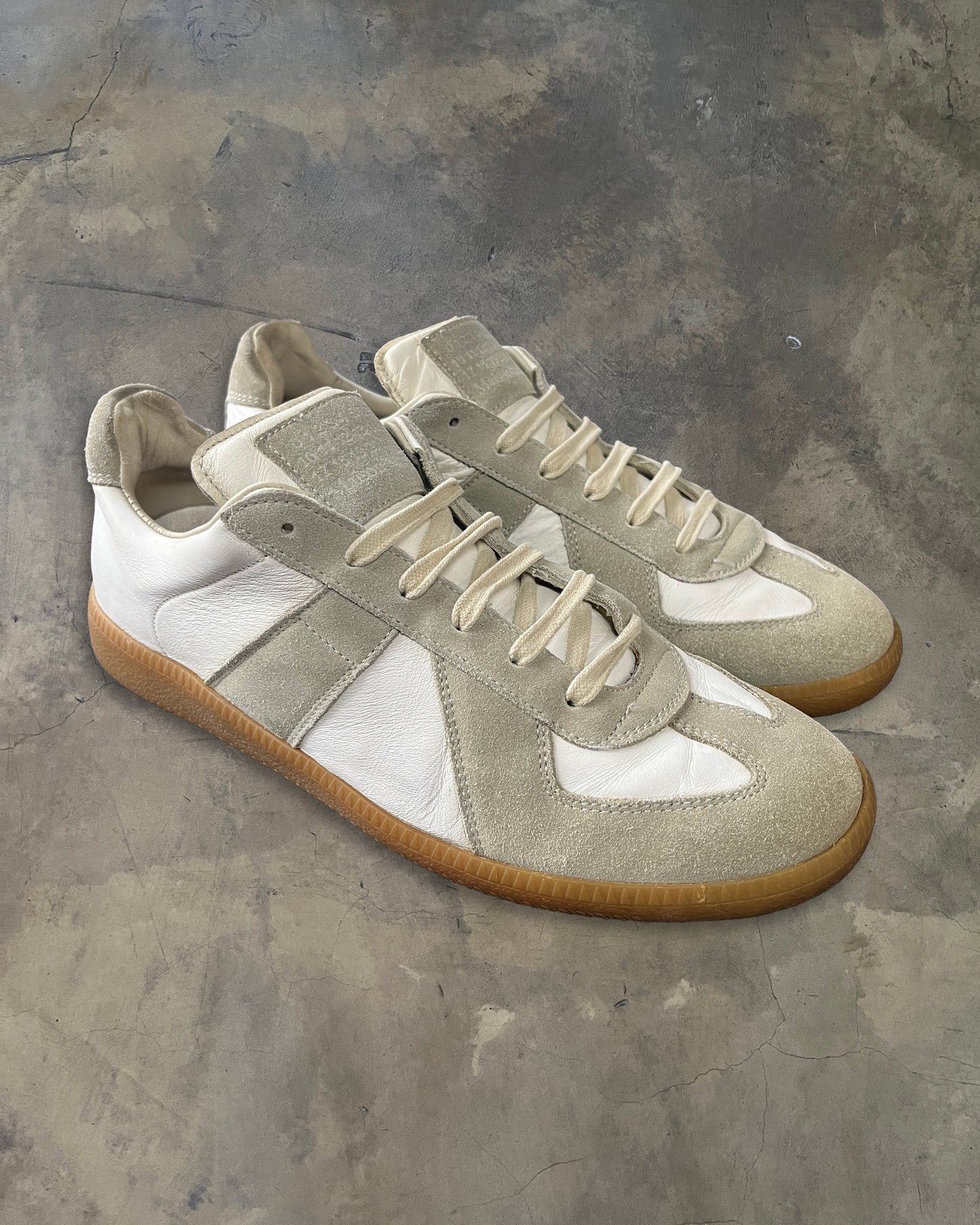 MAISON MARGIELA WHITE GAT 41