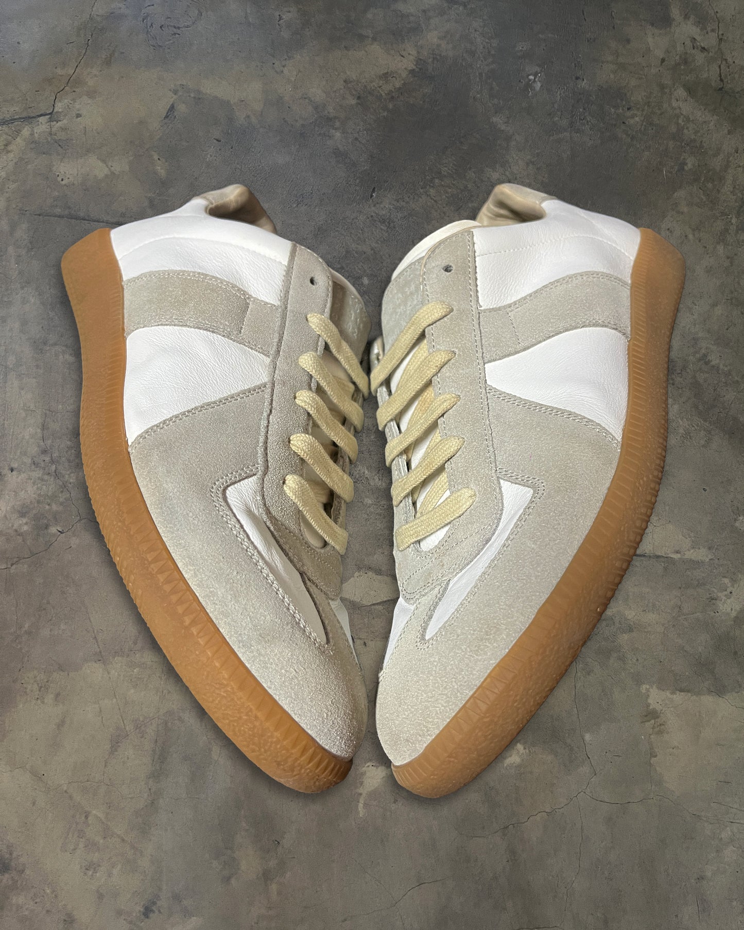 MAISON MARGIELA WHITE GAT 42