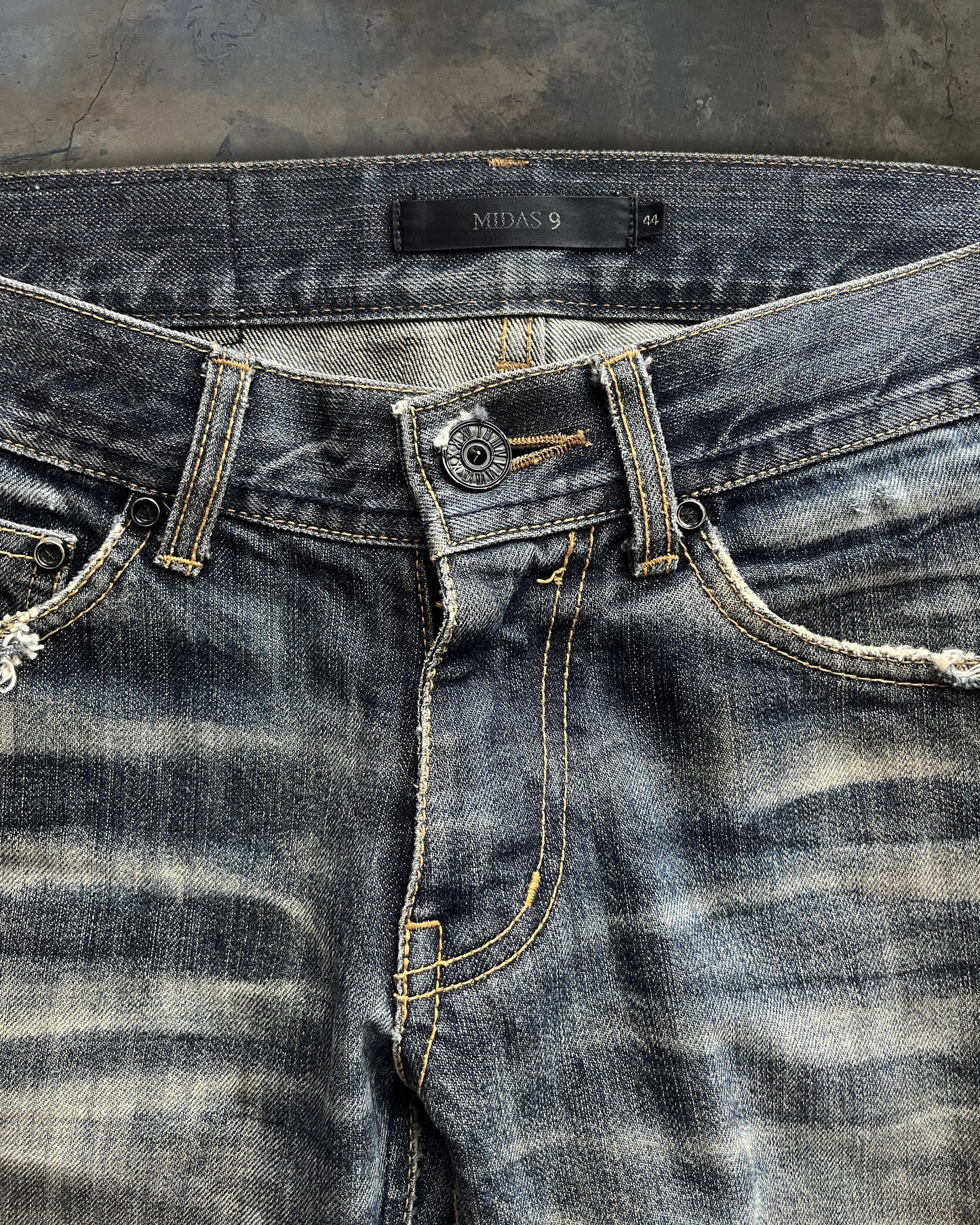 MIDAS WHISKERED DENIM ★★★