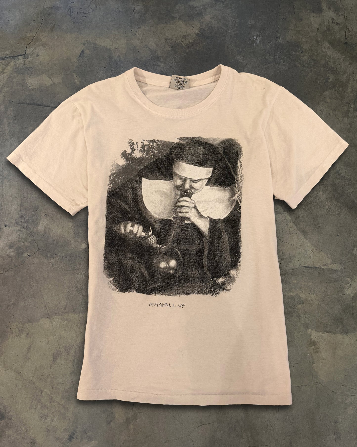 VINTAGE NUN SMOKING PACK TEE