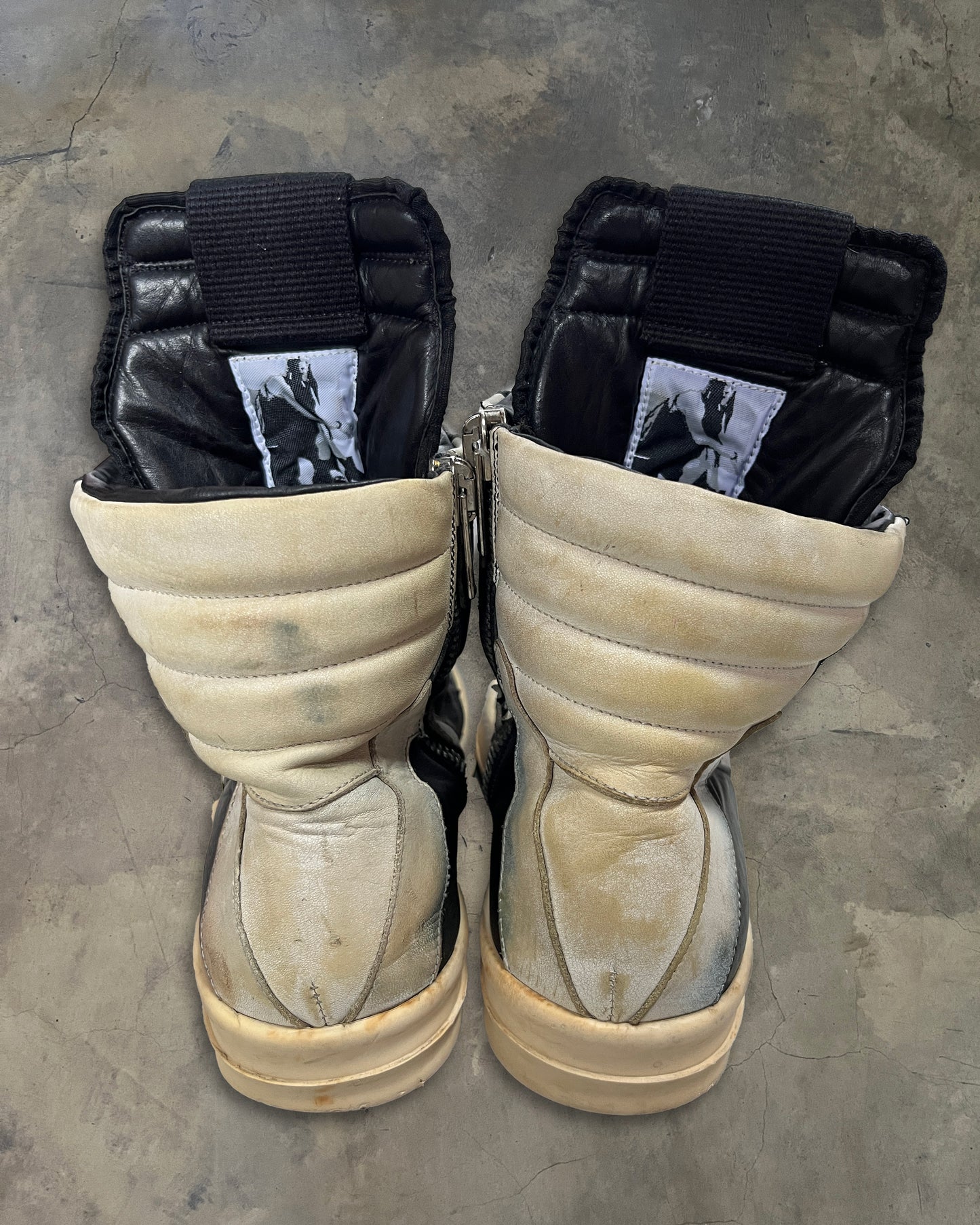 RICK OWENS AW2012 "MOUNTAIN" HIGH TONGUE GEOBASKET