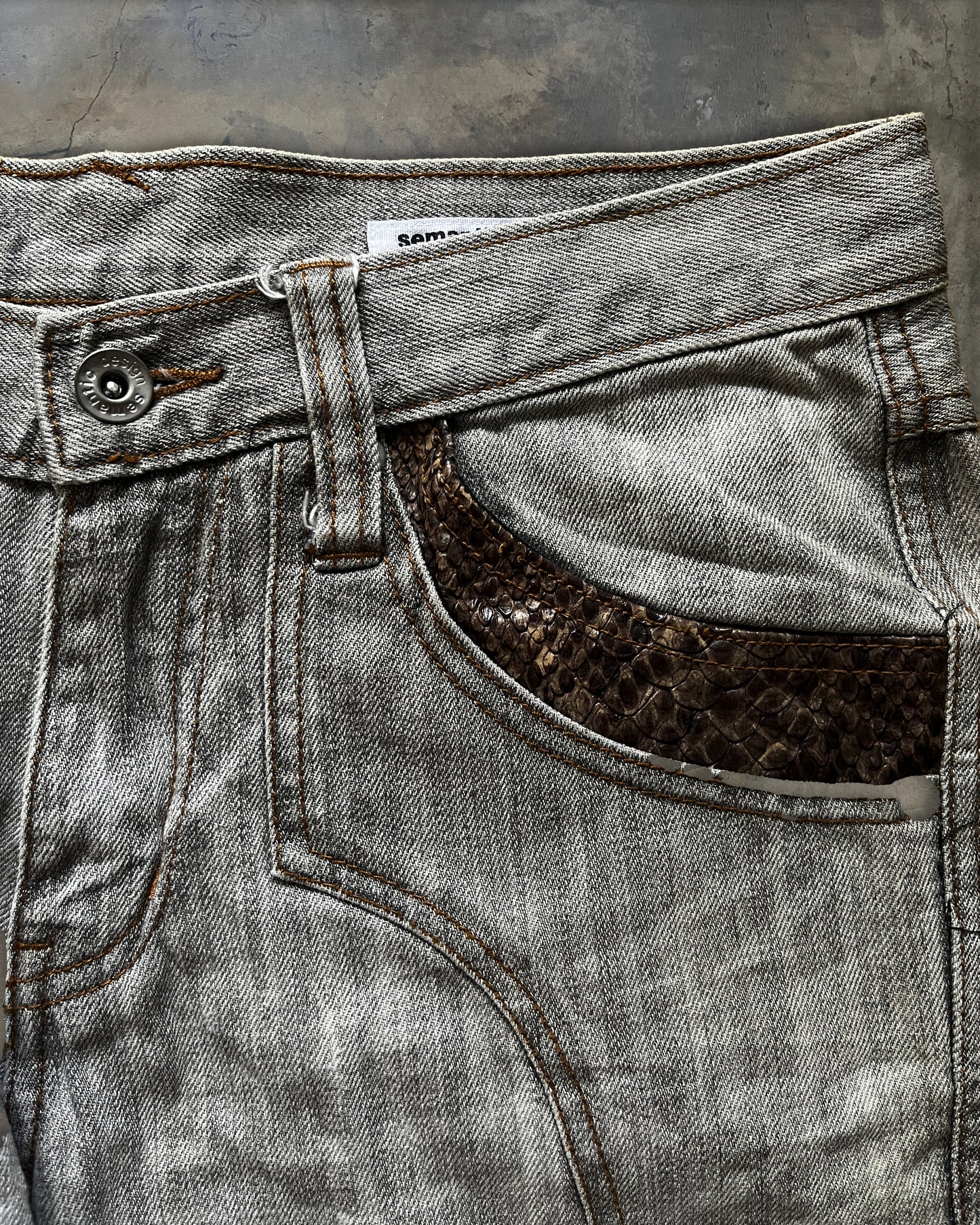 SEMANTIC DESIGN WASHED SNAKESKIN DENIM ★★★