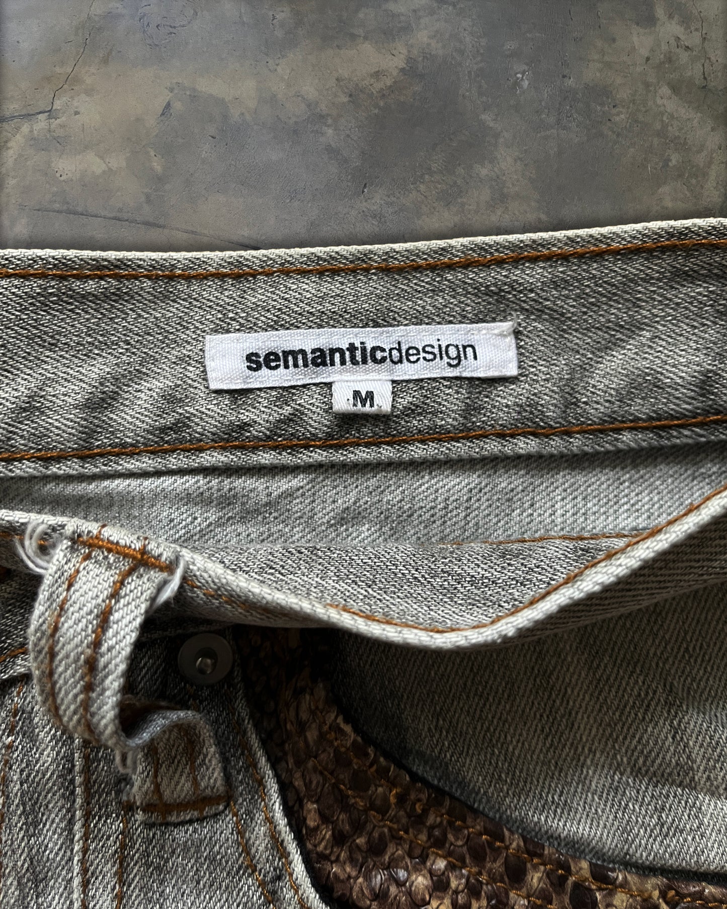 SEMANTIC DESIGN WASHED SNAKESKIN DENIM ★★★