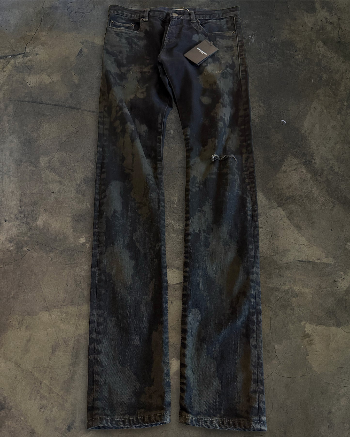 SAINT LAURENT SS2016 OIL STAINED D02