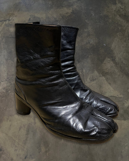 MAISON MARGIELA LEATHER TABI SPLIT TOE BOOTS 42