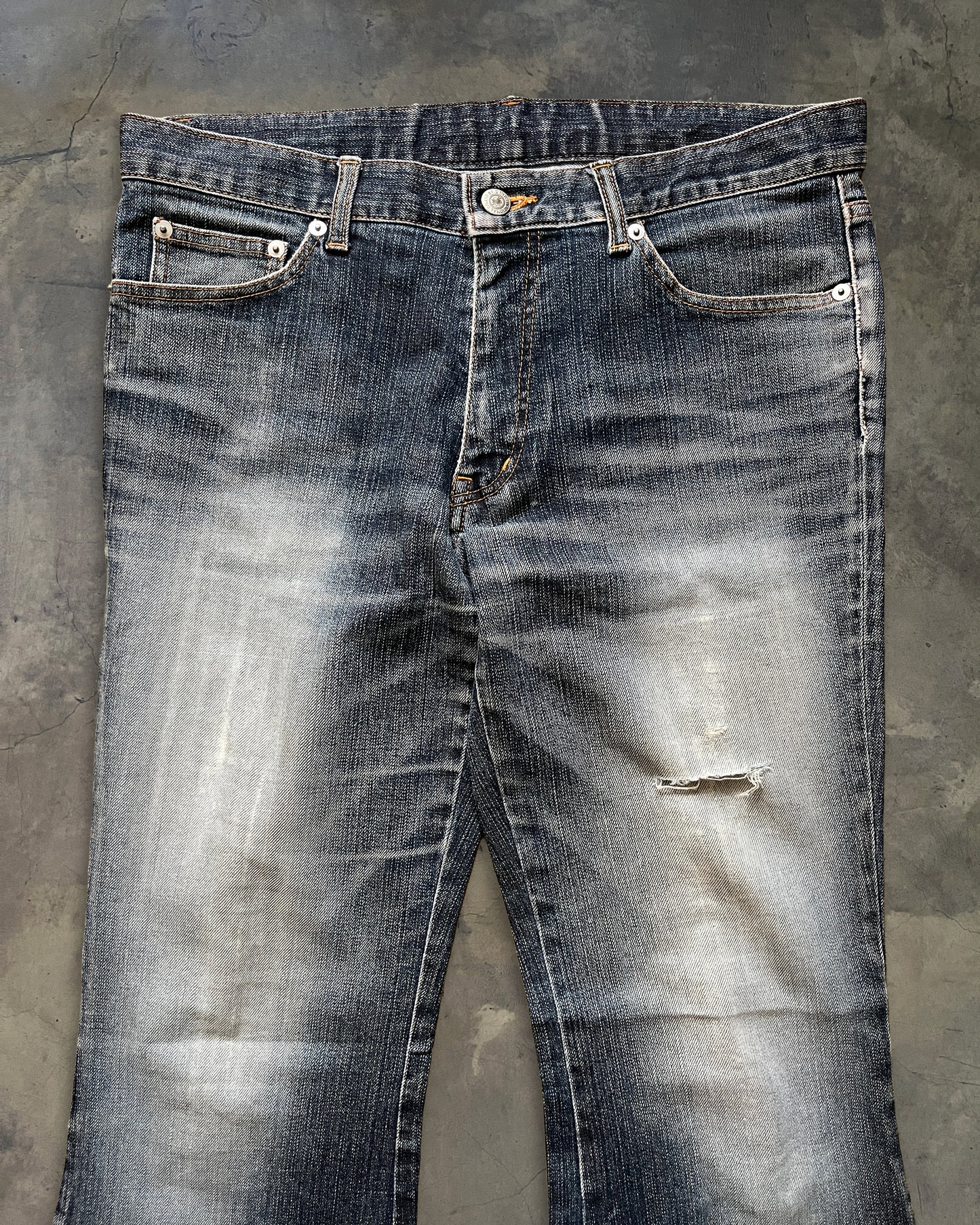 TORNADO MART WASHED FLARED DENIM