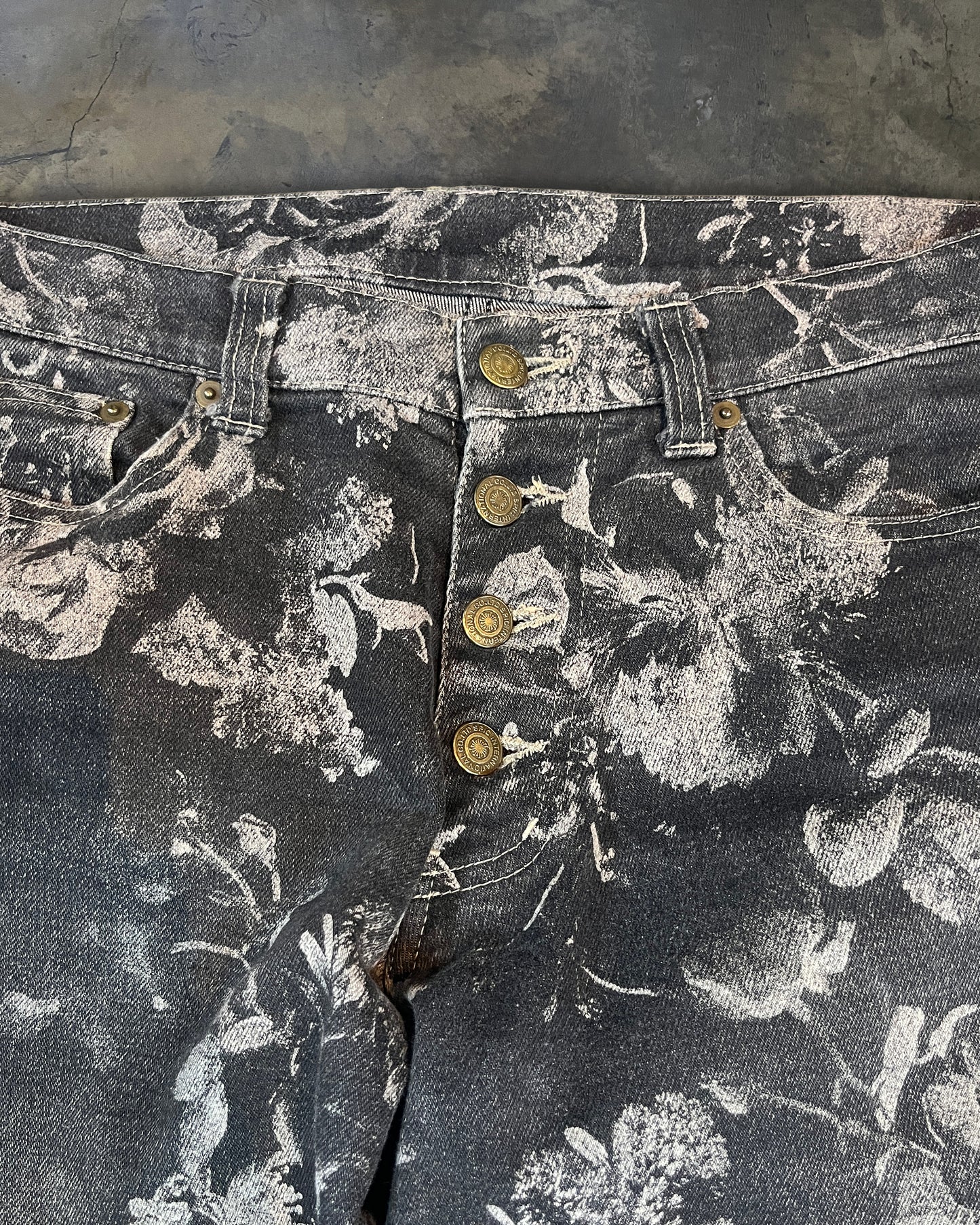 TORNADO MART FLORAL LASER ENGRAVED DENIM