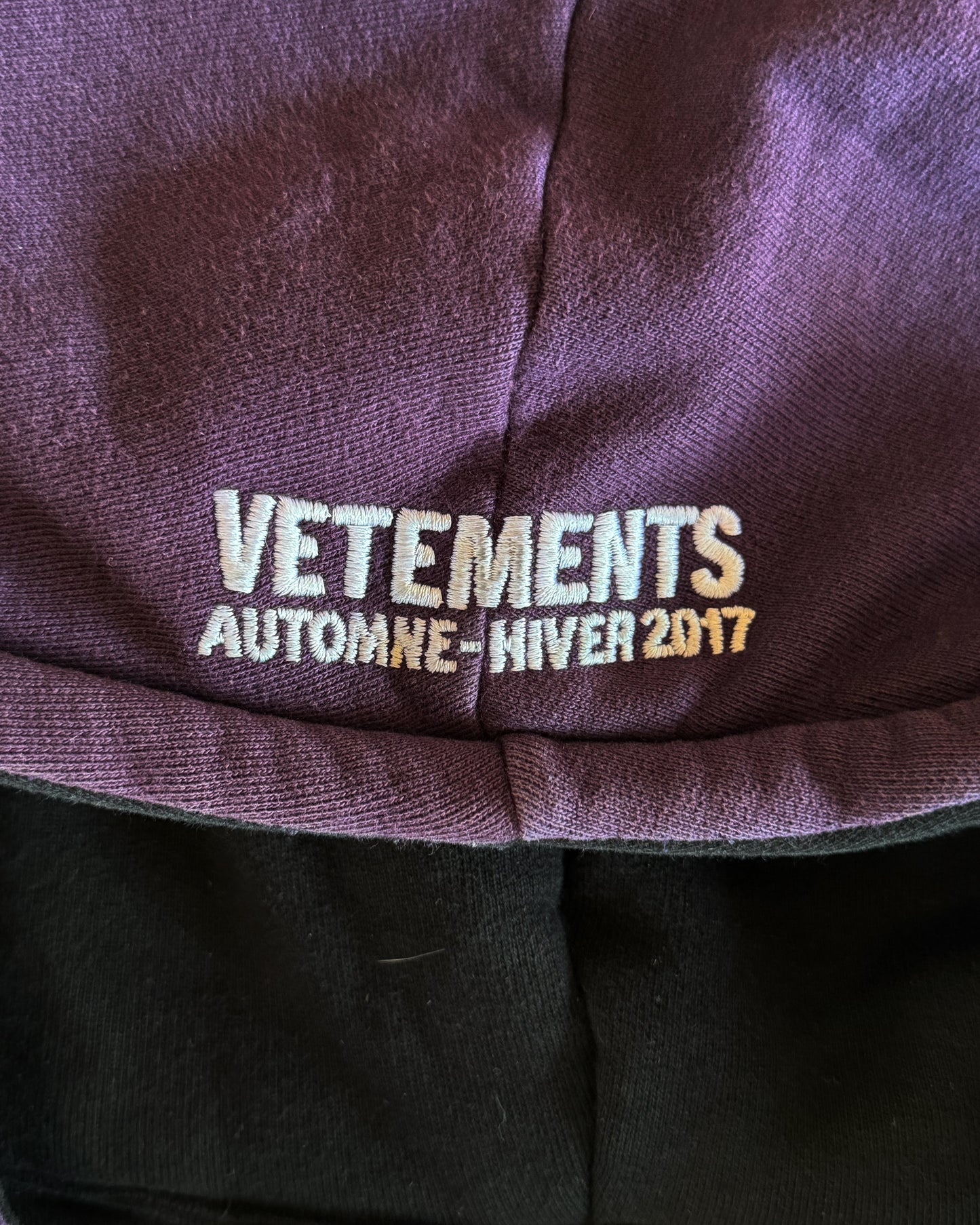 VETEMENTS AW2017 TFD/11 INCH GUN CLUB REVERSIBLE HOODIE