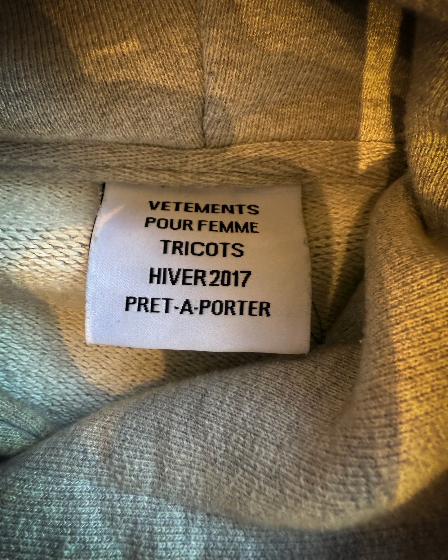 VETEMENTS AW2017 "ELEVEN INCH GUN CLUB" HOODIE
