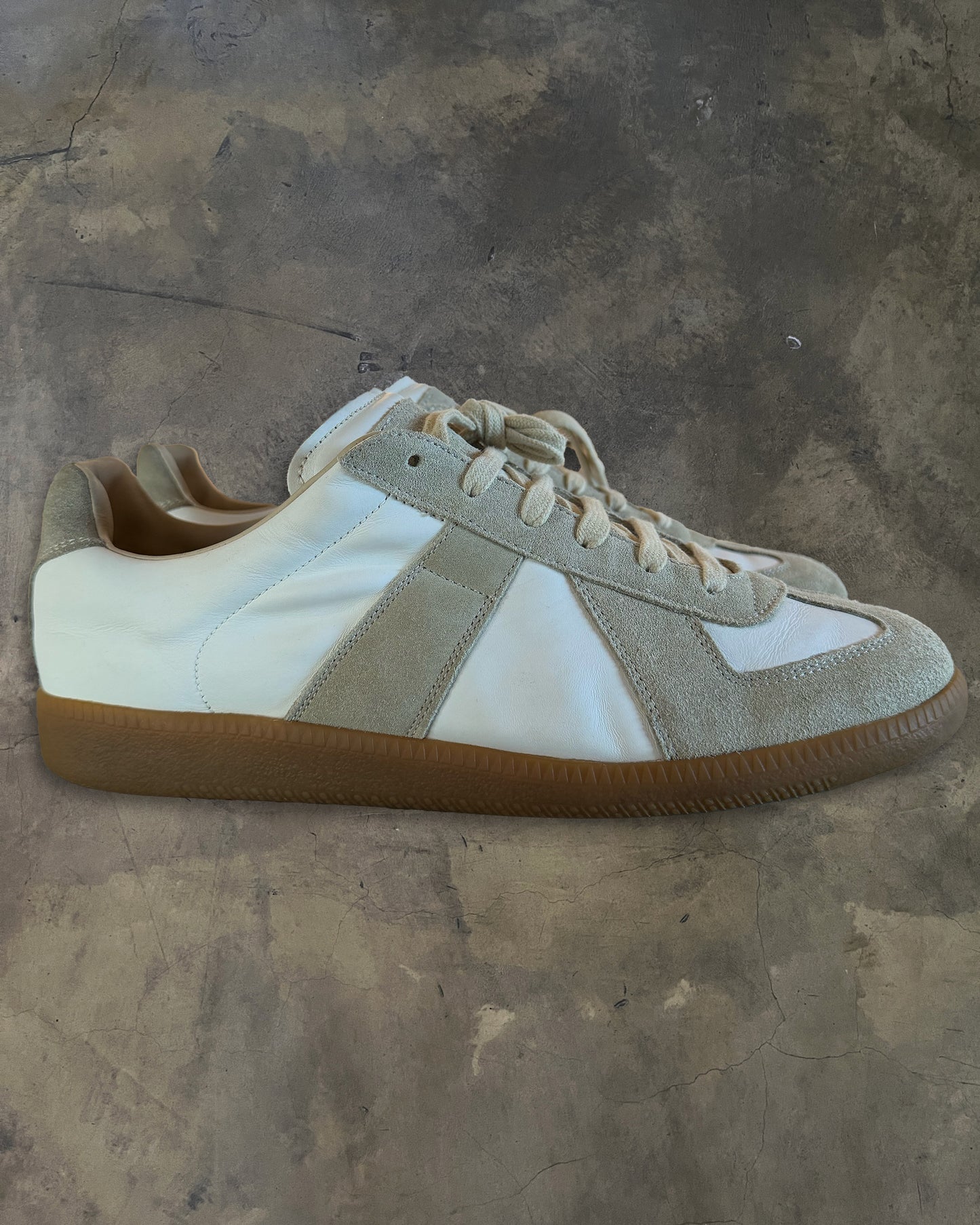 MAISON MARGIELA WHITE GAT 41