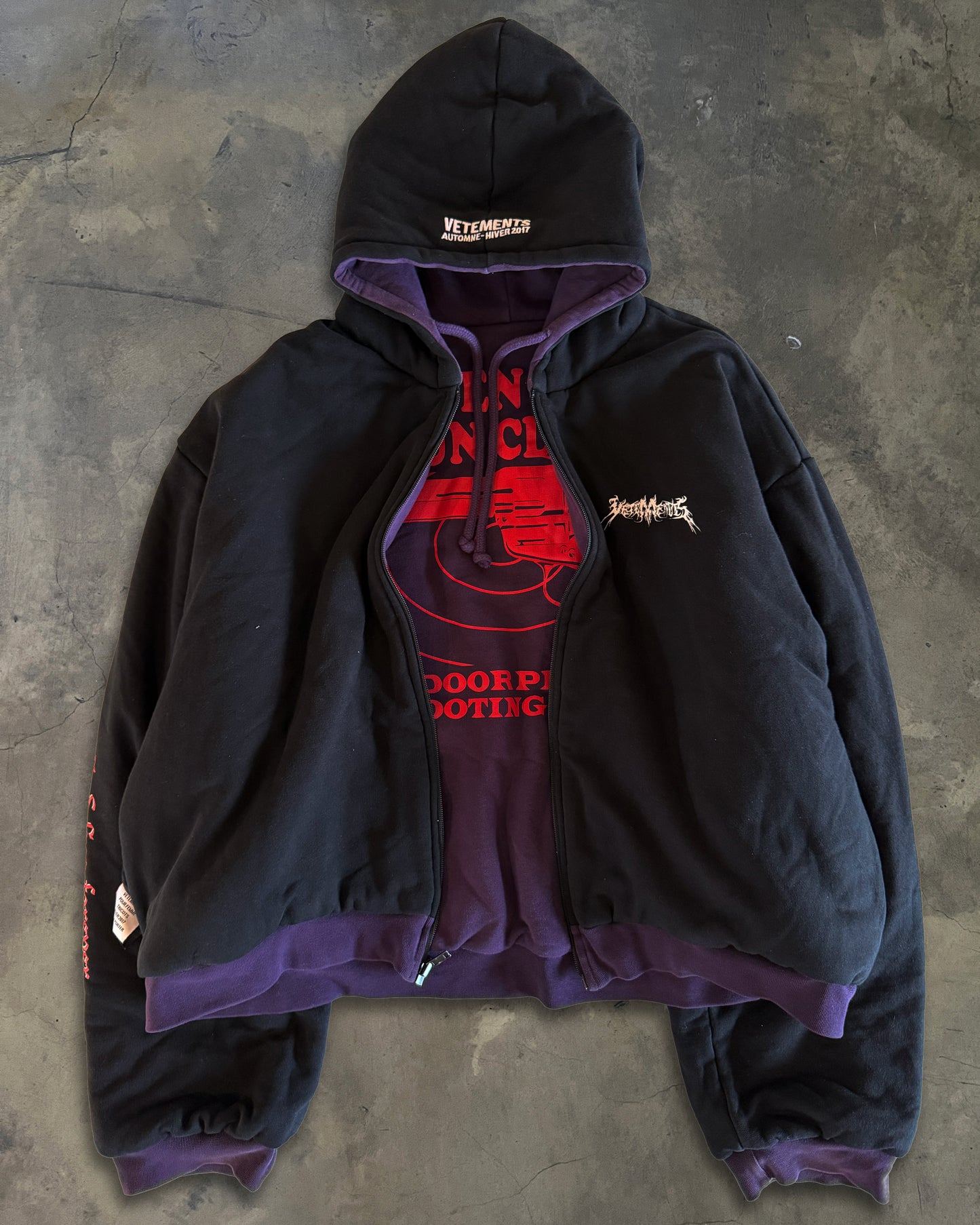 VETEMENTS AW2017 TFD/11 INCH GUN CLUB REVERSIBLE HOODIE