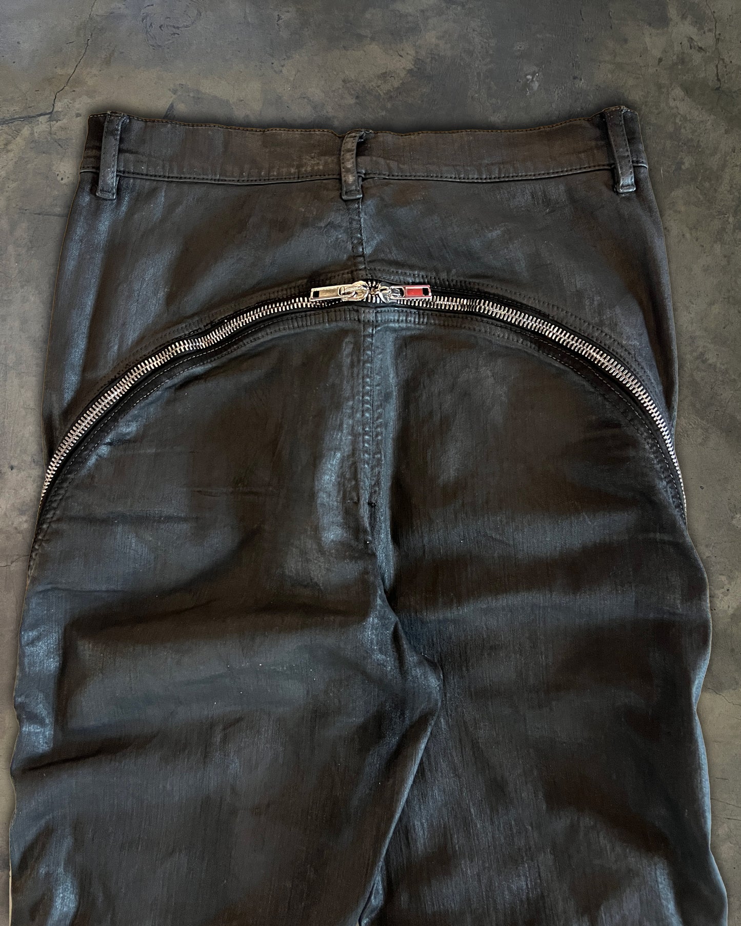 RICK OWENS SS2023 "EDFU" WAXED BOLAN BANANA CUT DENIM