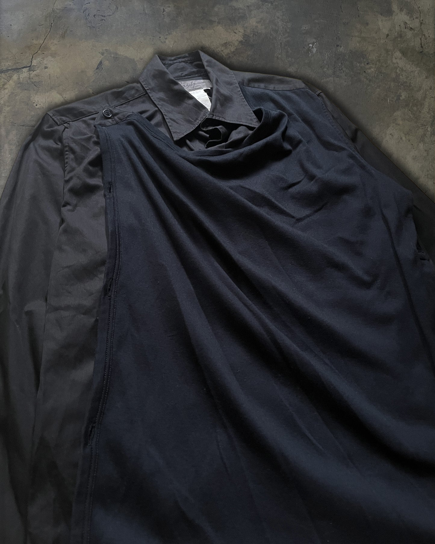 YOHJI YAMAMOTO POUR HOMME AW2000 ASYMETTRICAL SHIRT