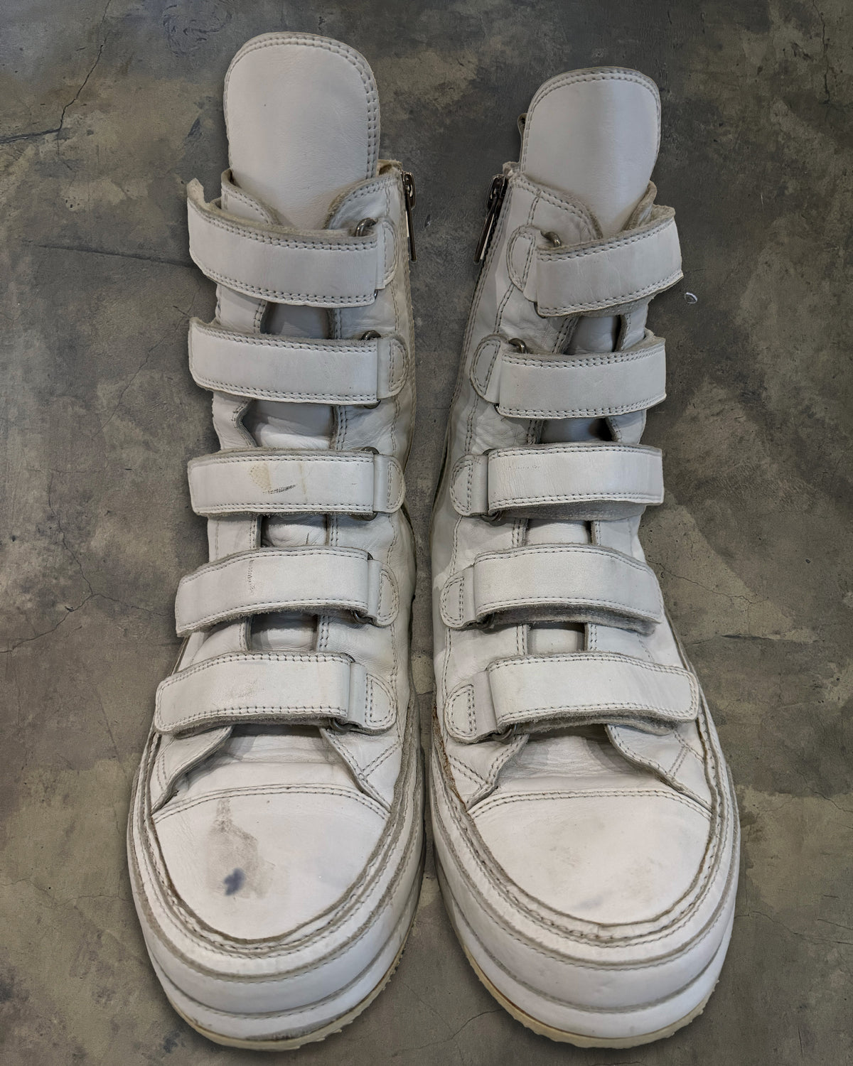 ANN DEMEULEMEESTER VELCRO HI TOP SNEAKERS