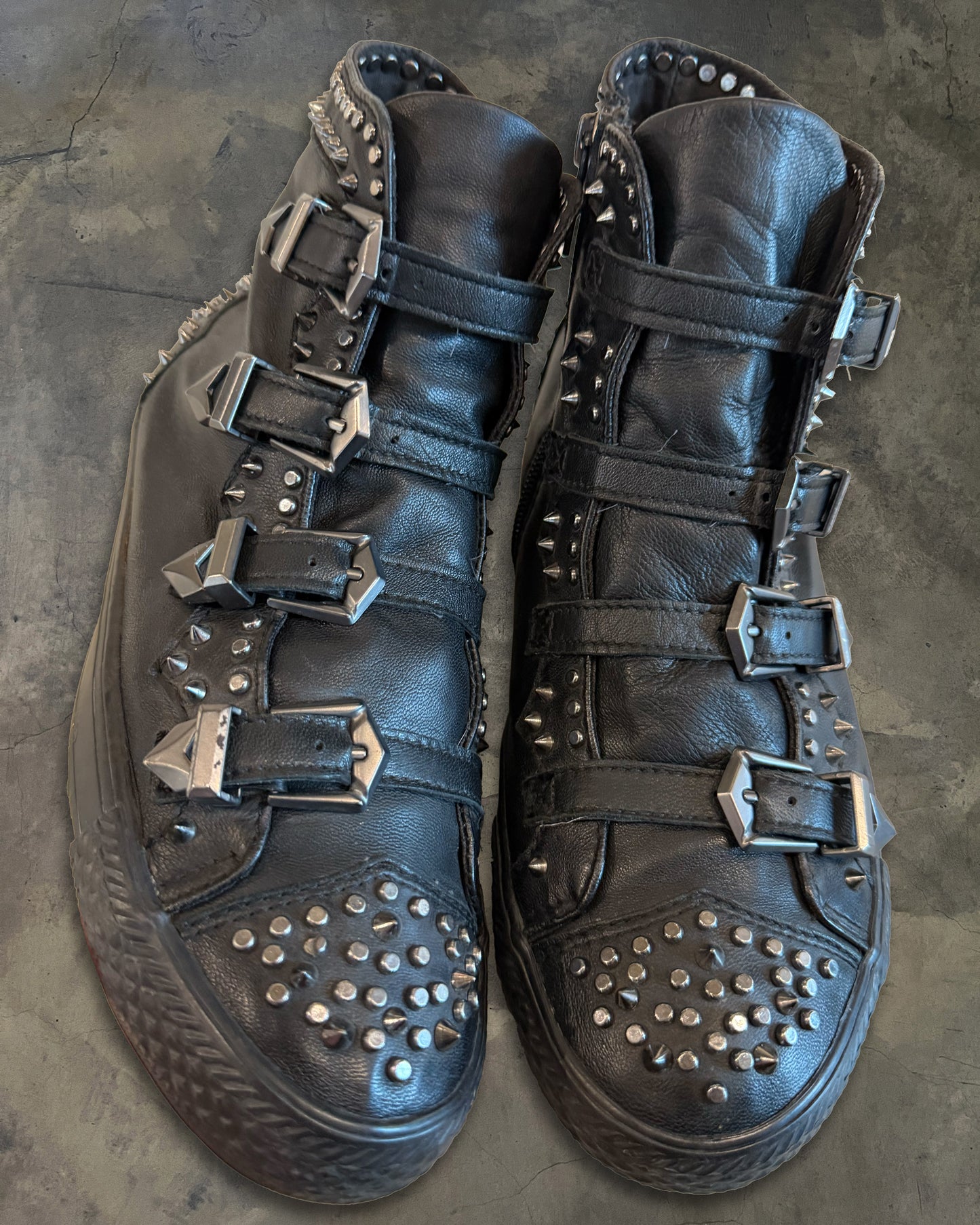 ASH STUDDED HIGH TOPS