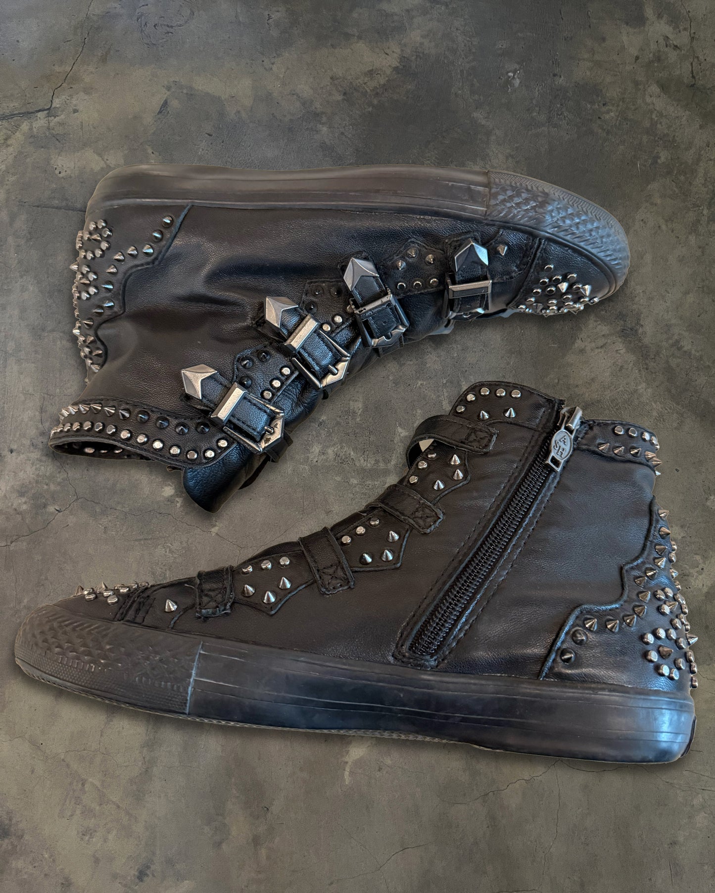 ASH STUDDED HIGH TOPS