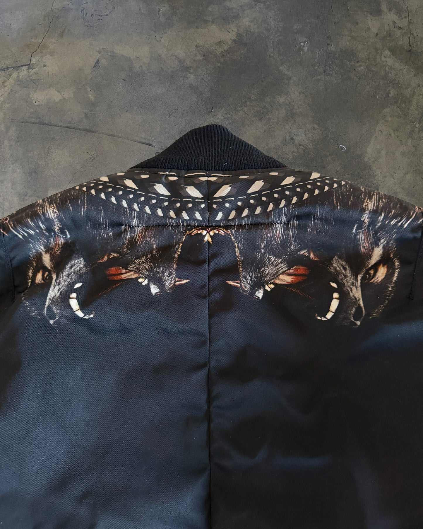 GIVENCHY AW2016 SCREAMING MONKEY BOMBER
